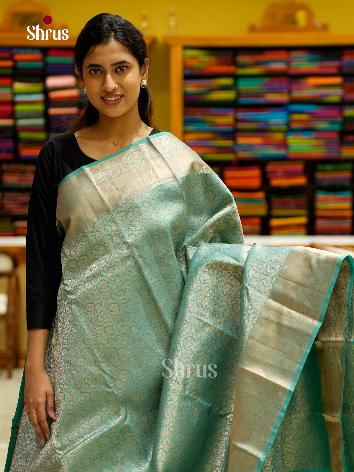 Kanchipuram silk Saree - EES12268 - Shop on Shrus.com