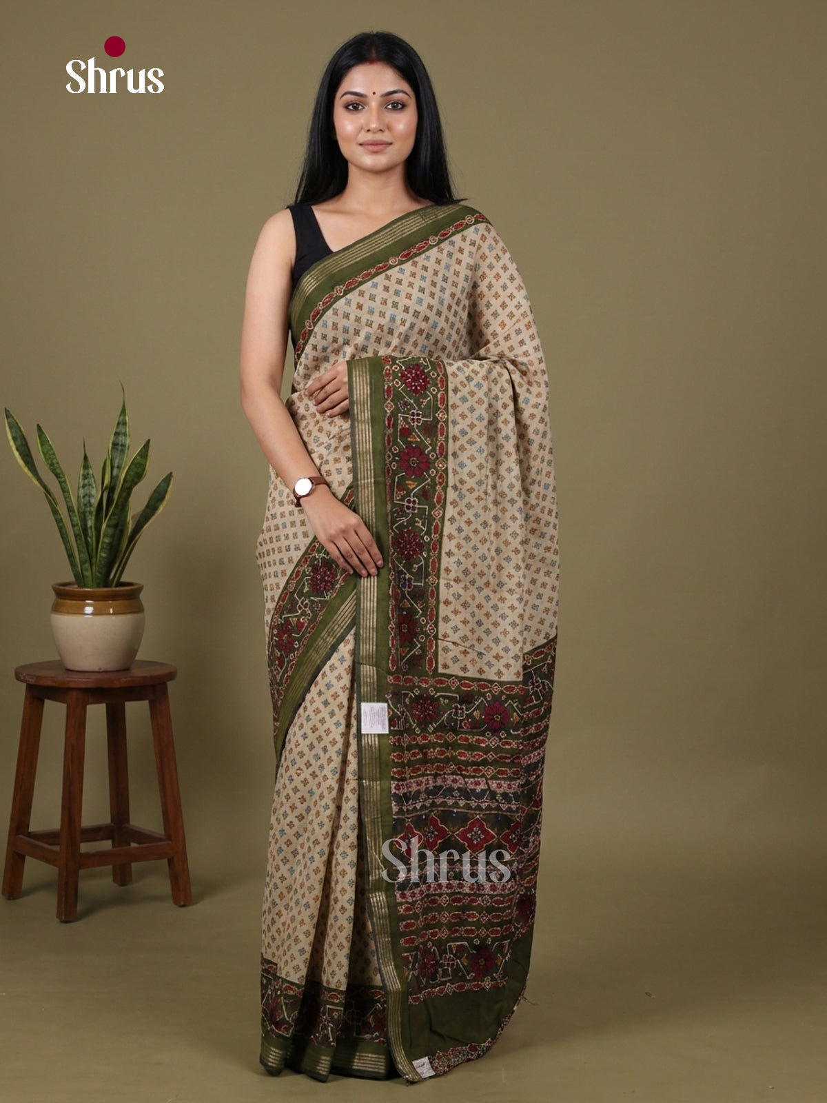 Art Modal Saree - EES15085