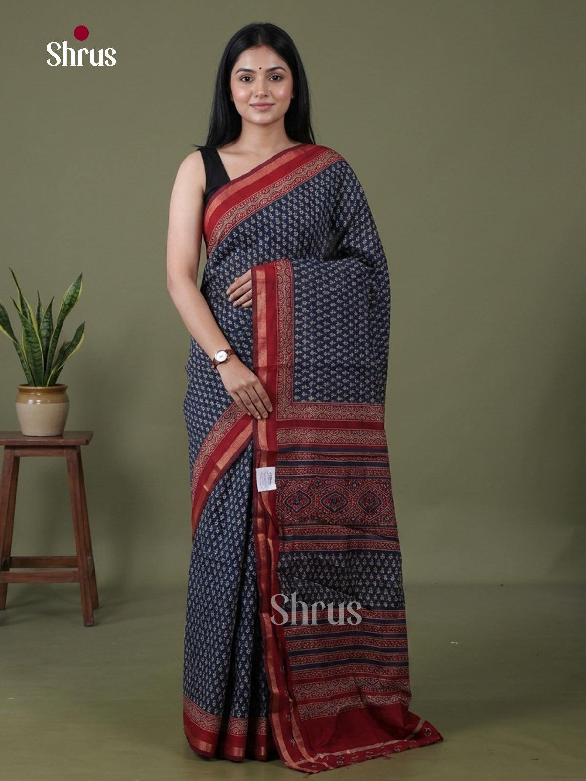 Art Modal Saree - EES15098