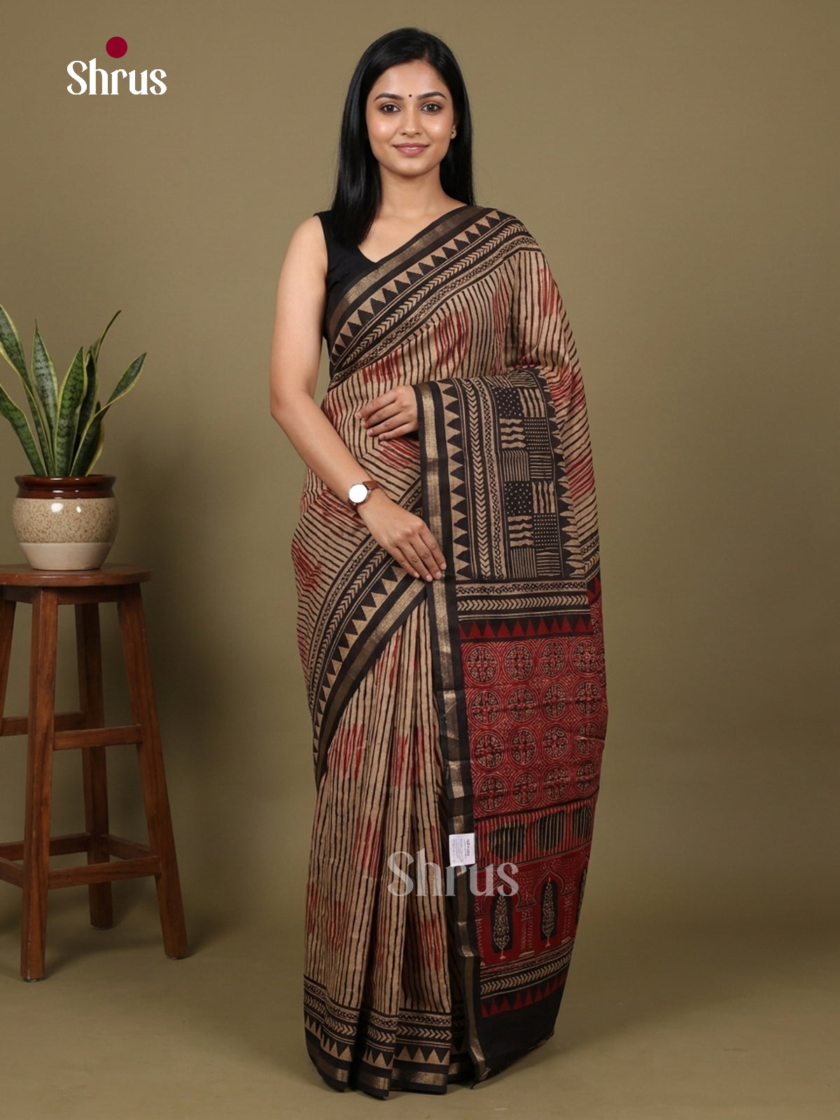 Art Modal Saree - EES15113