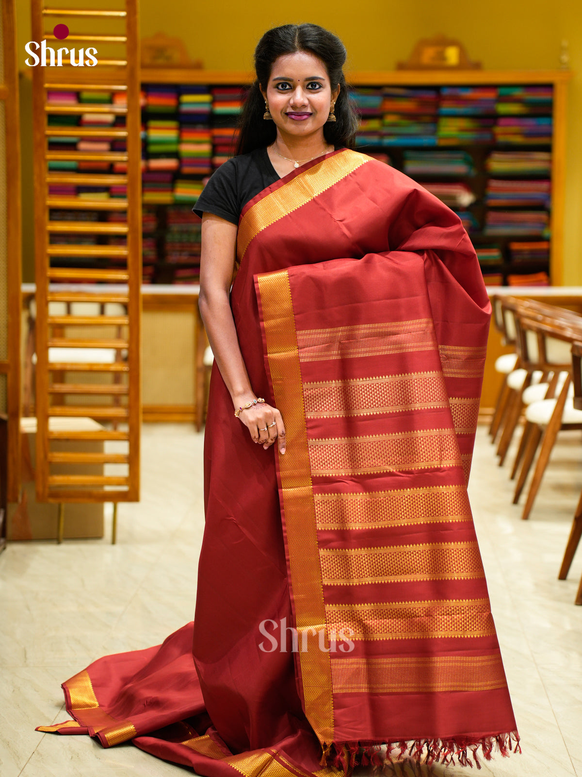 Kanchipuram silk 9Yards Saree - EES25008