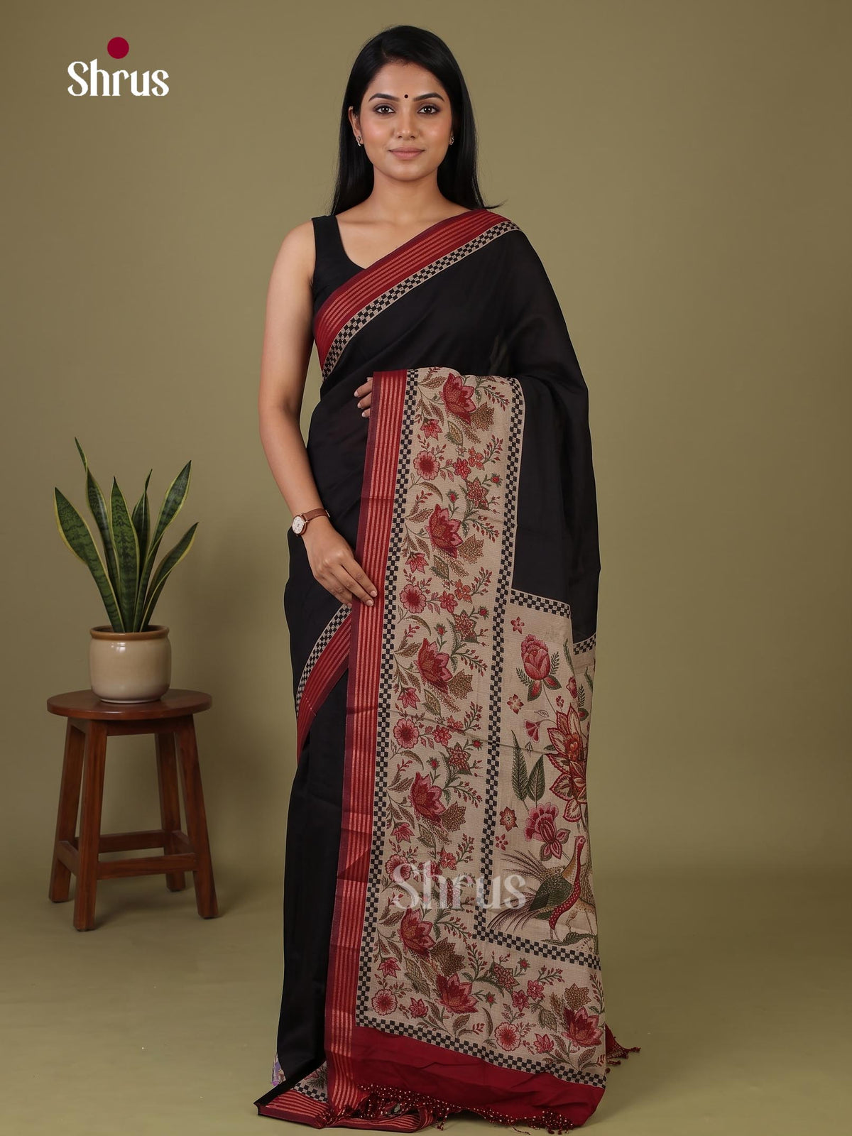 Art Modal Saree - EES25041