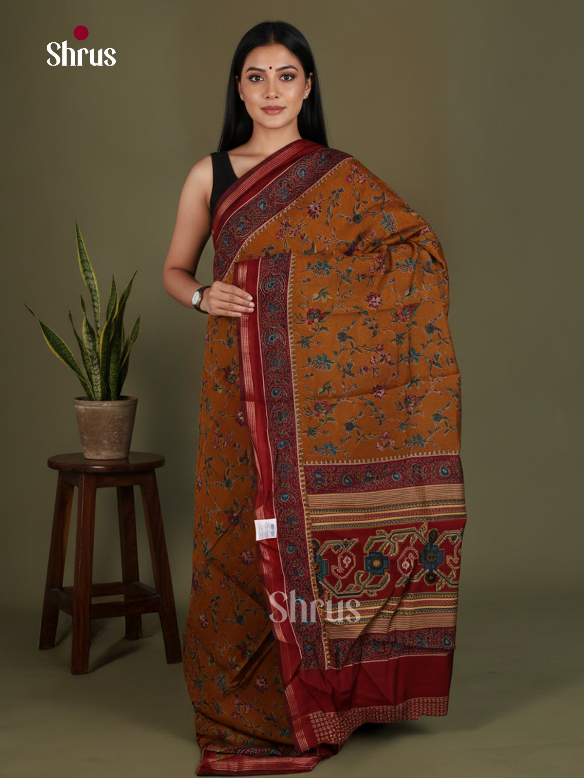 Art Modal Saree - EES25046 - Shop on Shrus.com