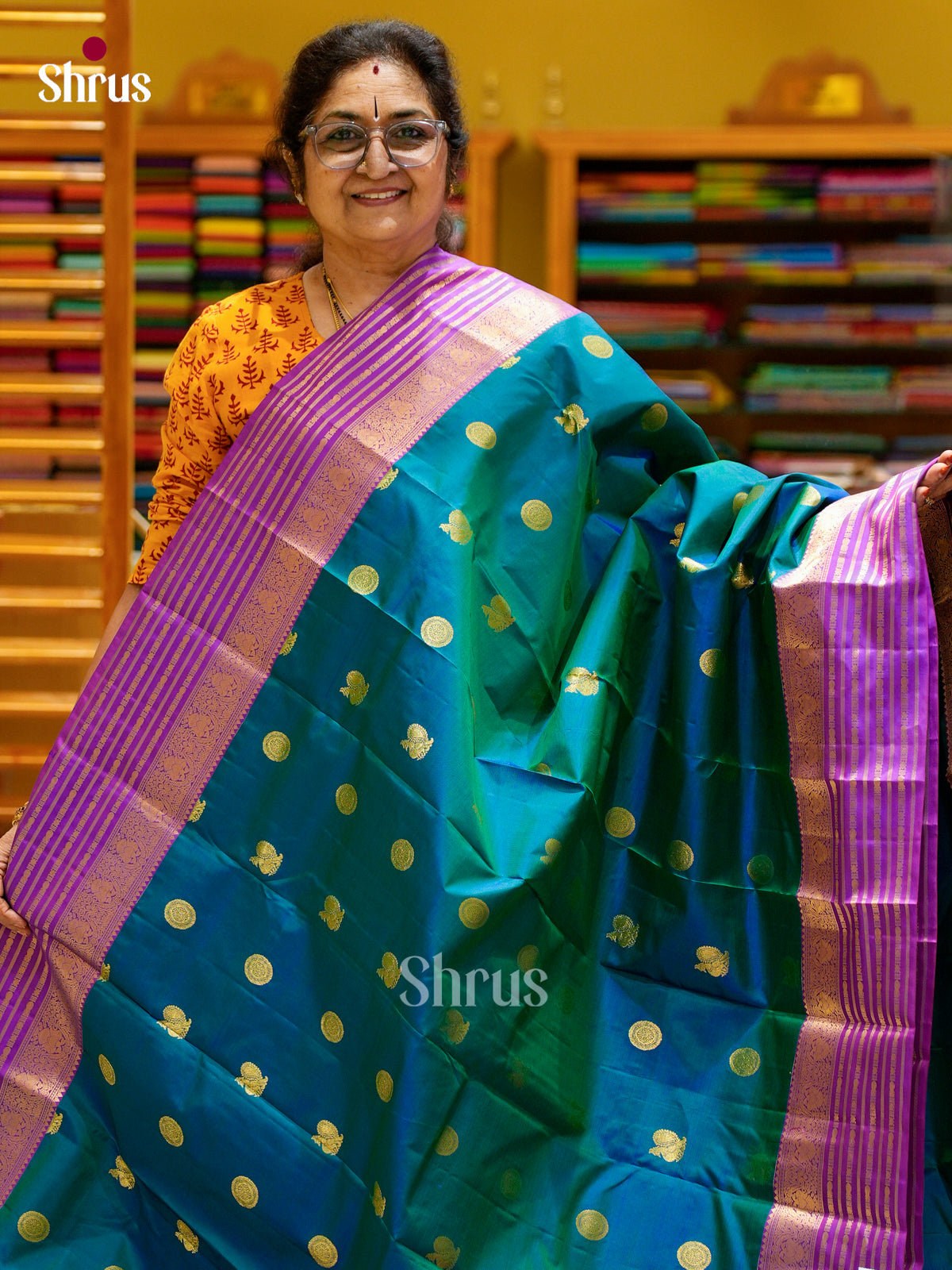 Kanchipuram silk Saree - EES27011 - Shop on Shrus.com
