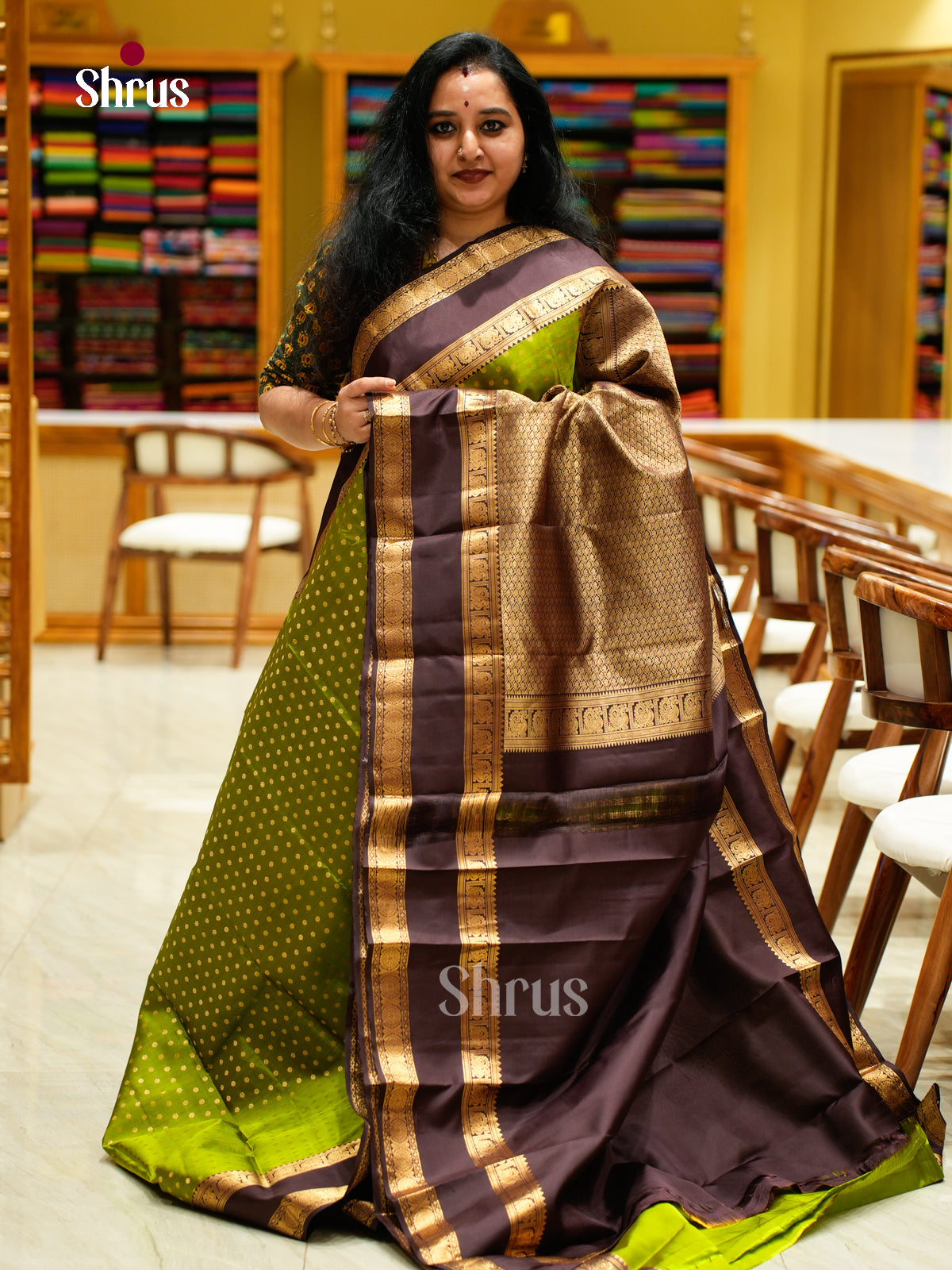 Kanchipuram silk Saree - EES27025