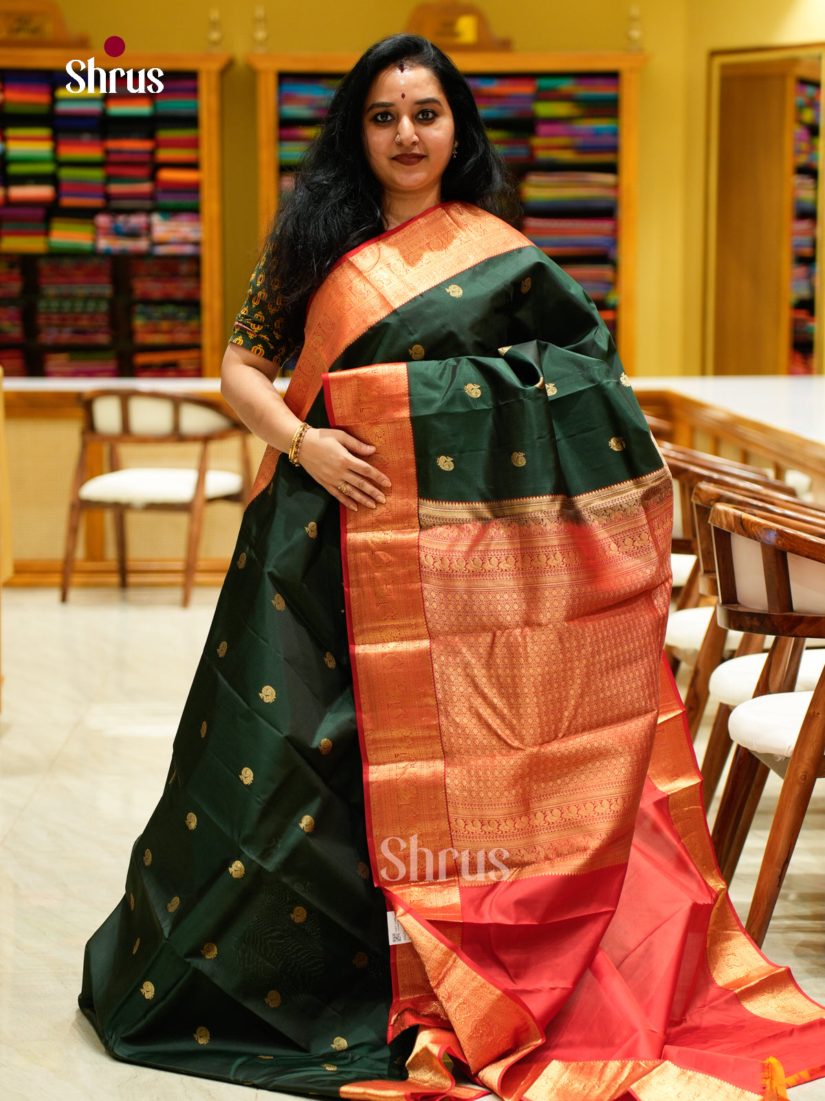 Kanchipuram silk Saree - EES27034