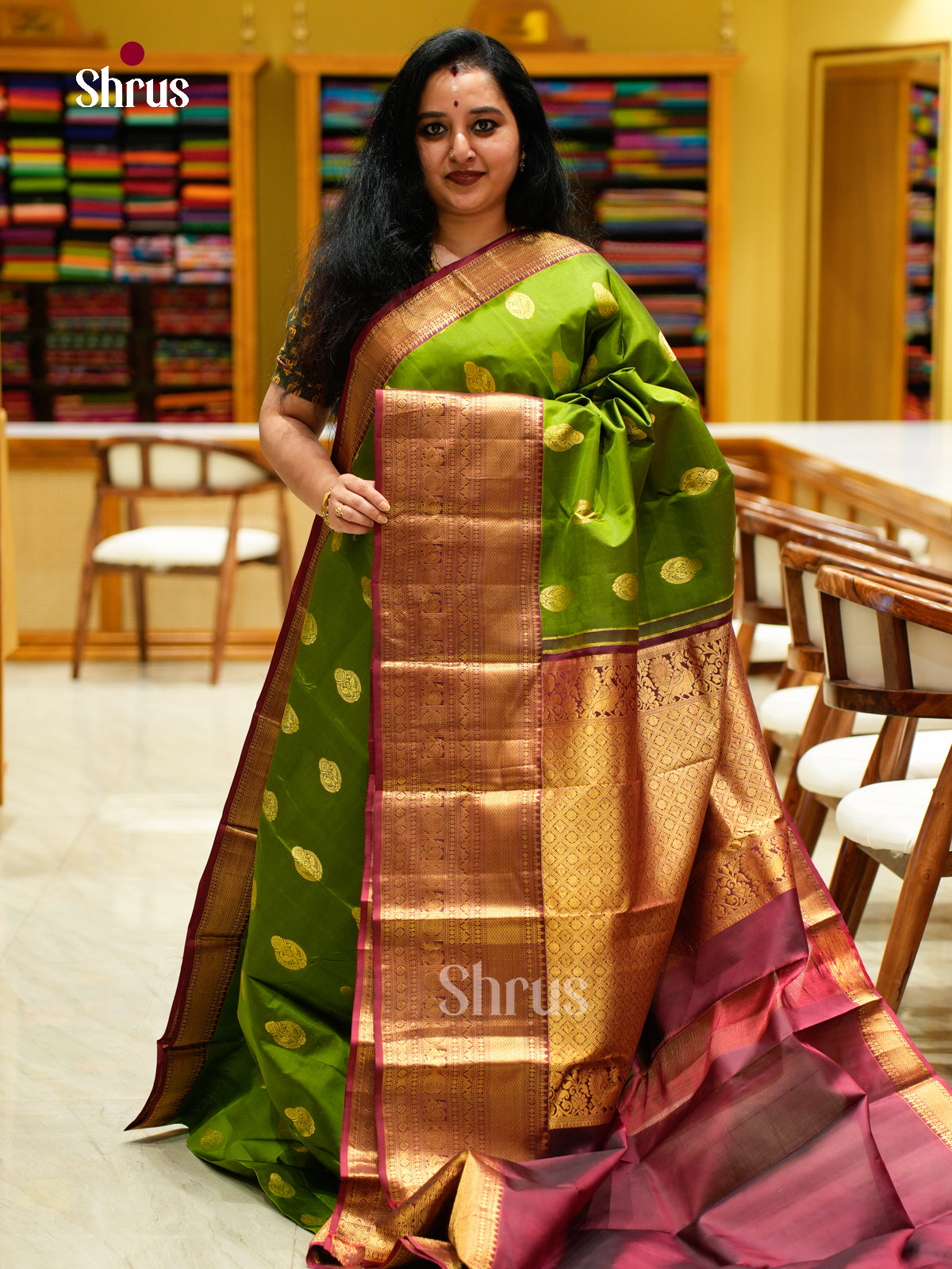 Kanchipuram silk Saree - EES27058