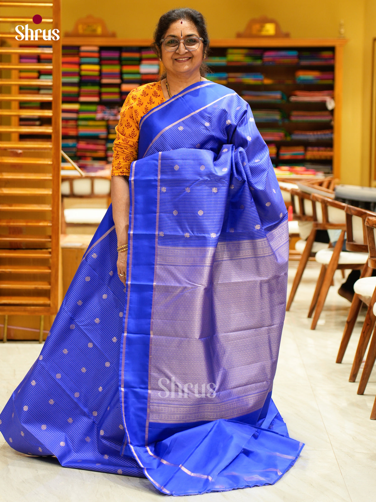 Kanchipuram silk Saree - EES27089 - Shop on Shrus.com
