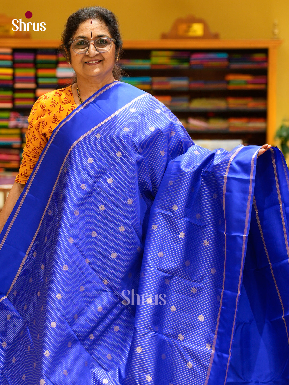 Kanchipuram silk Saree - EES27089 - Shop on Shrus.com