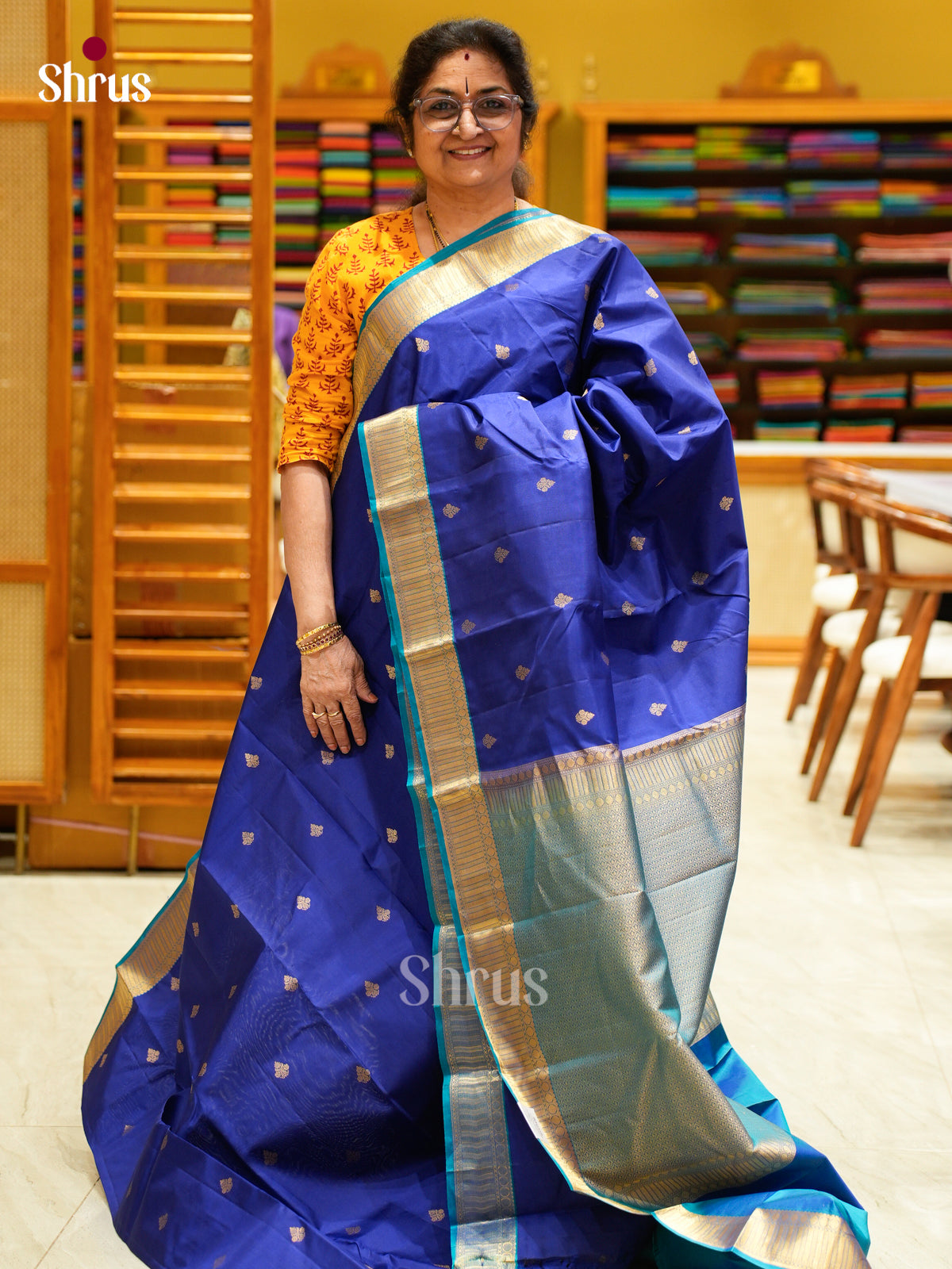 Kanchipuram silk Saree - EES27109 - Shop on Shrus.com