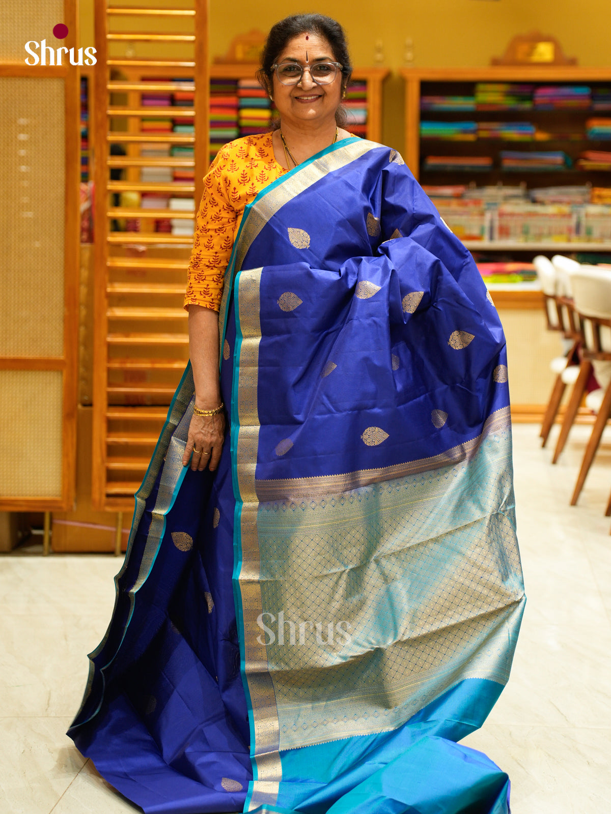 Kanchipuram silk Saree - EES27119 - Shop on Shrus.com
