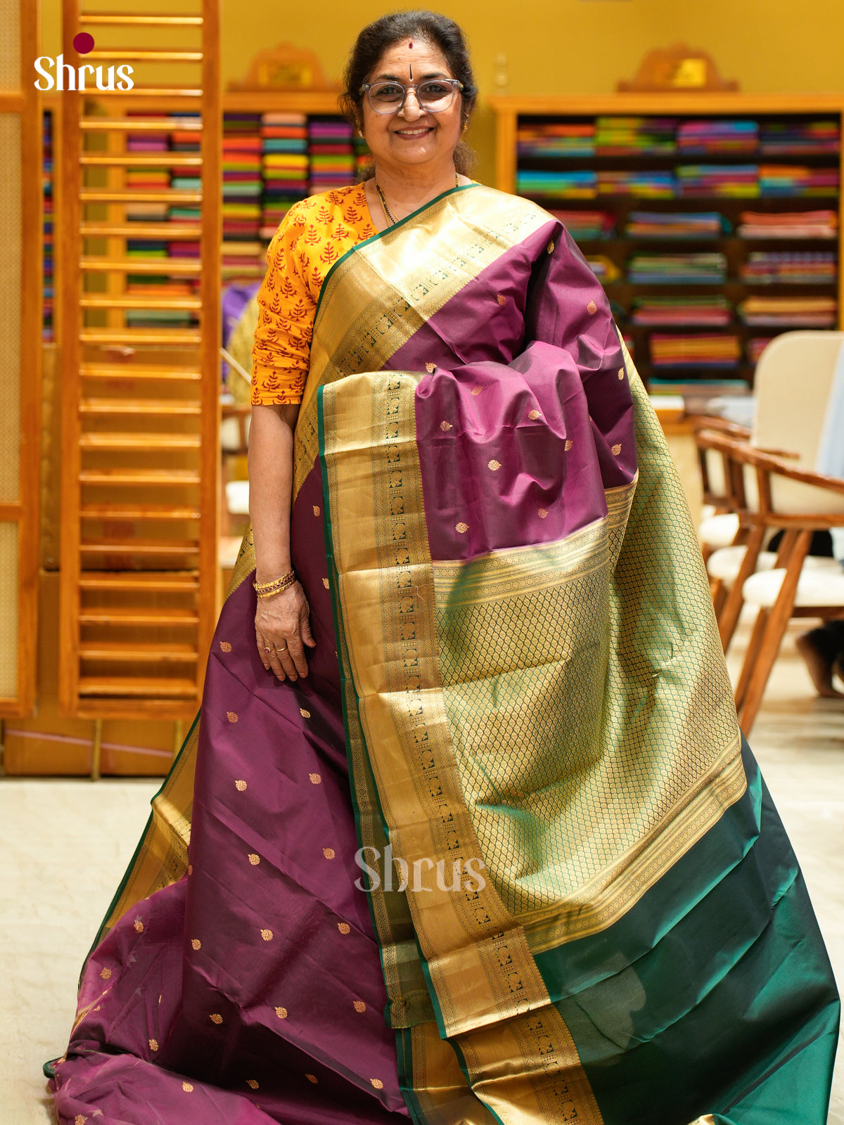 Kanchipuram silk Saree - EES27125 - Shop on Shrus.com