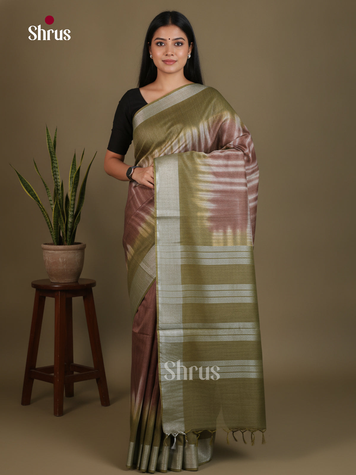 Shibori Saree - EES29047 - Shop on Shrus.com