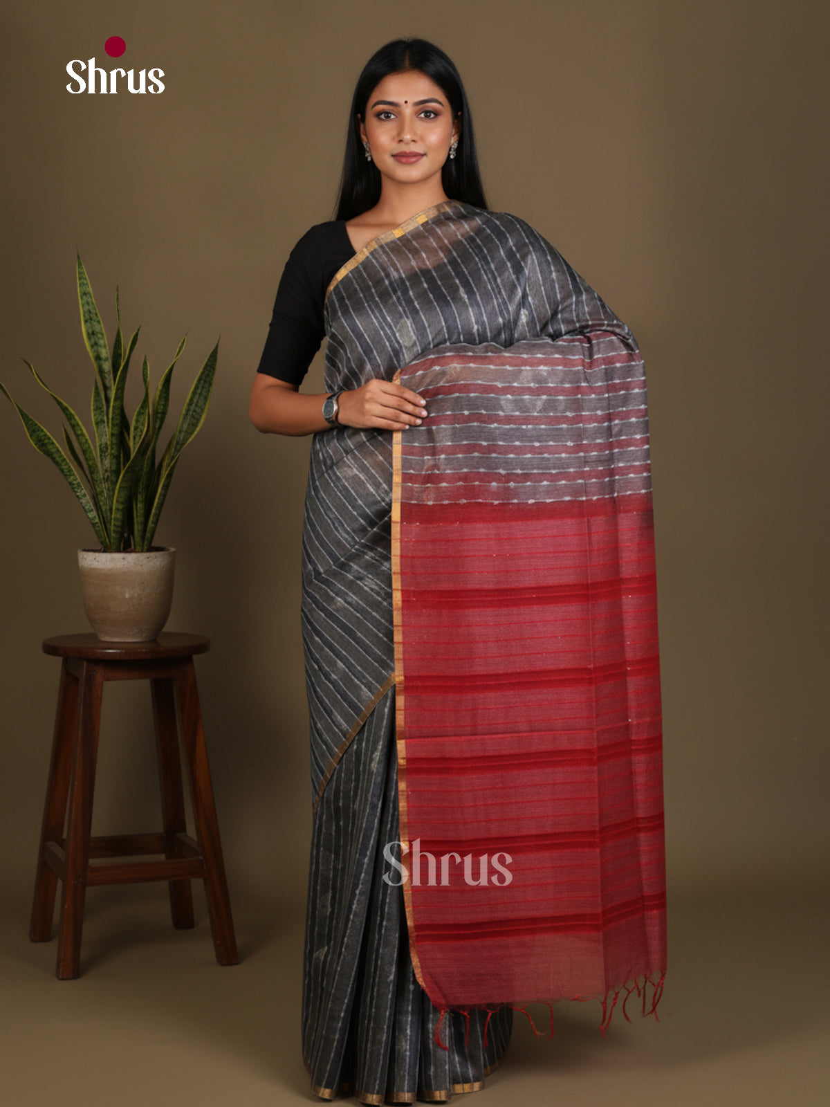 Shibori Saree - EES29061 - Shop on Shrus.com