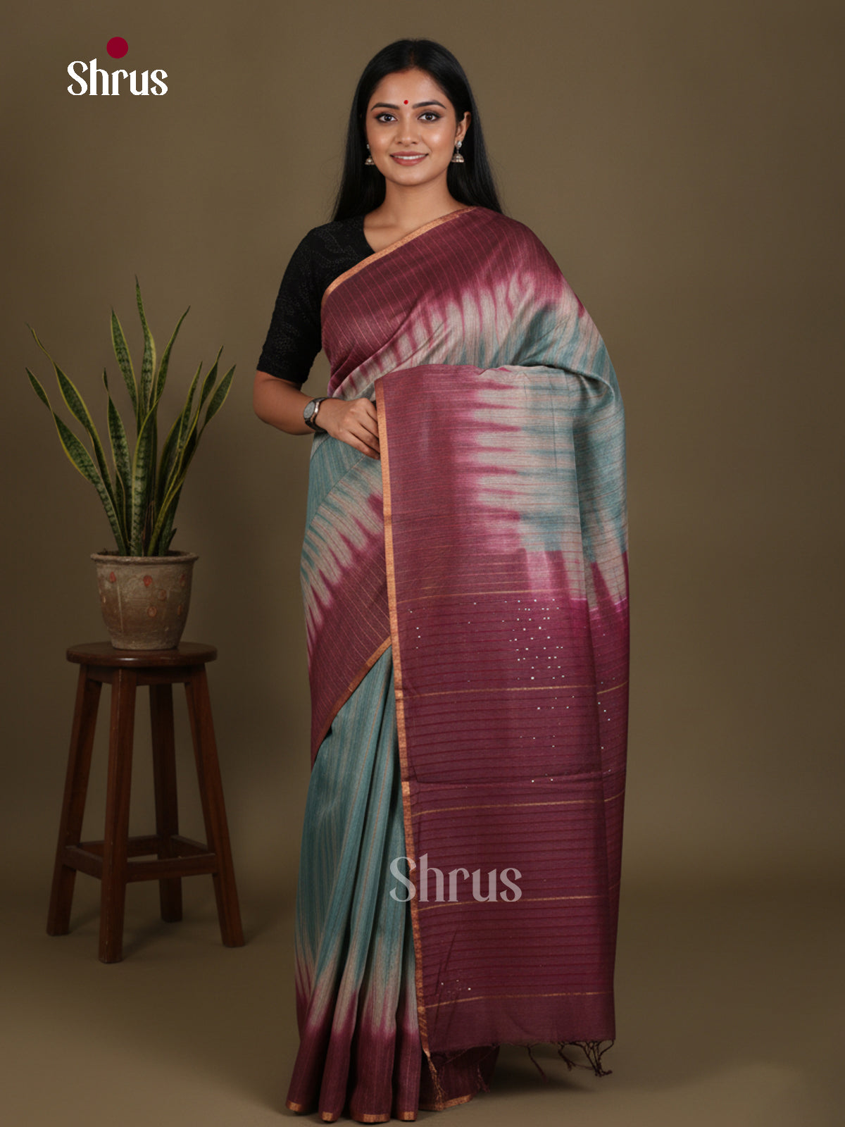 Shibori Saree - EES29068 - Shop on Shrus.com