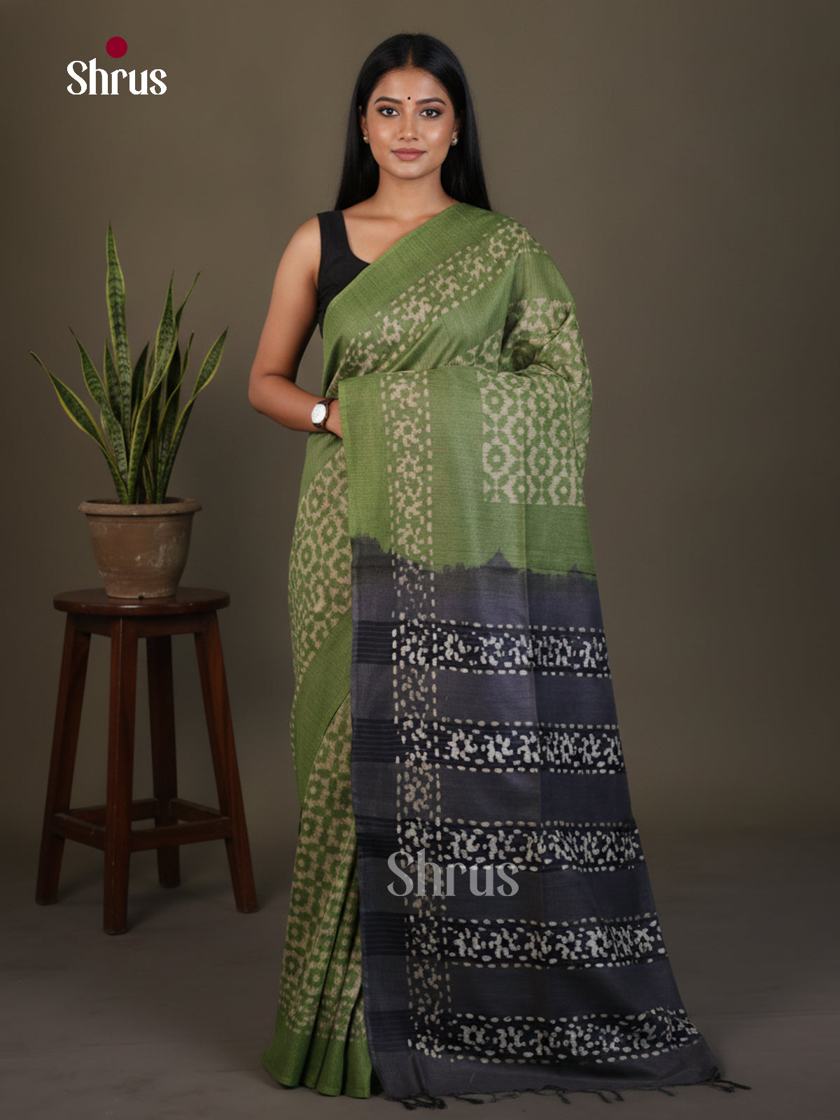Bhatik Saree - EES29153 - Shop on Shrus.com