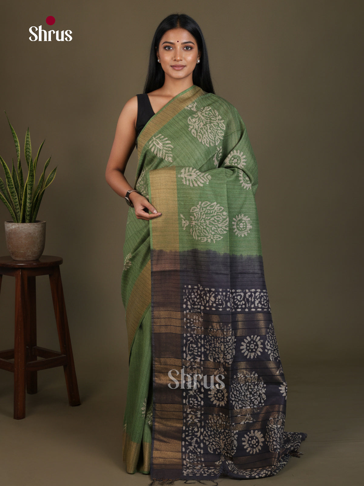 Bhatik Saree - EES29456 - Shop on Shrus.com