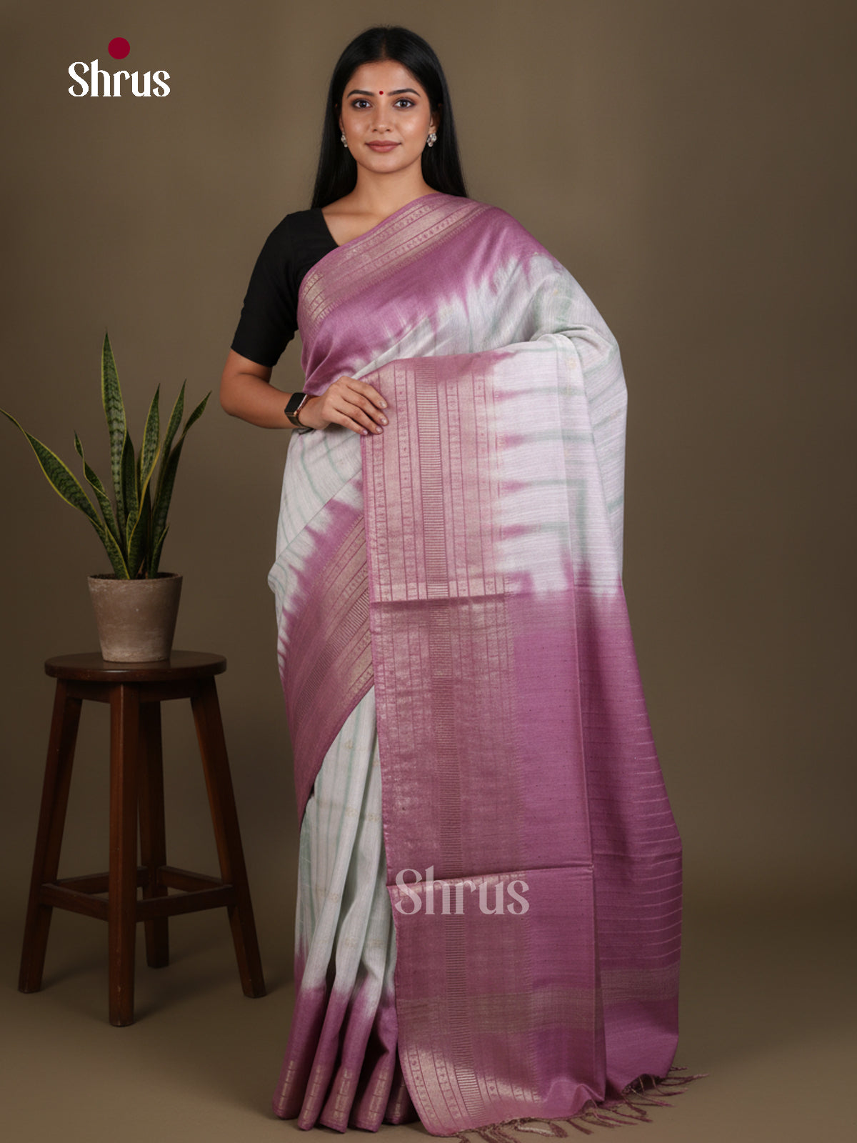 Shibori Saree - EES29487 - Shop on Shrus.com