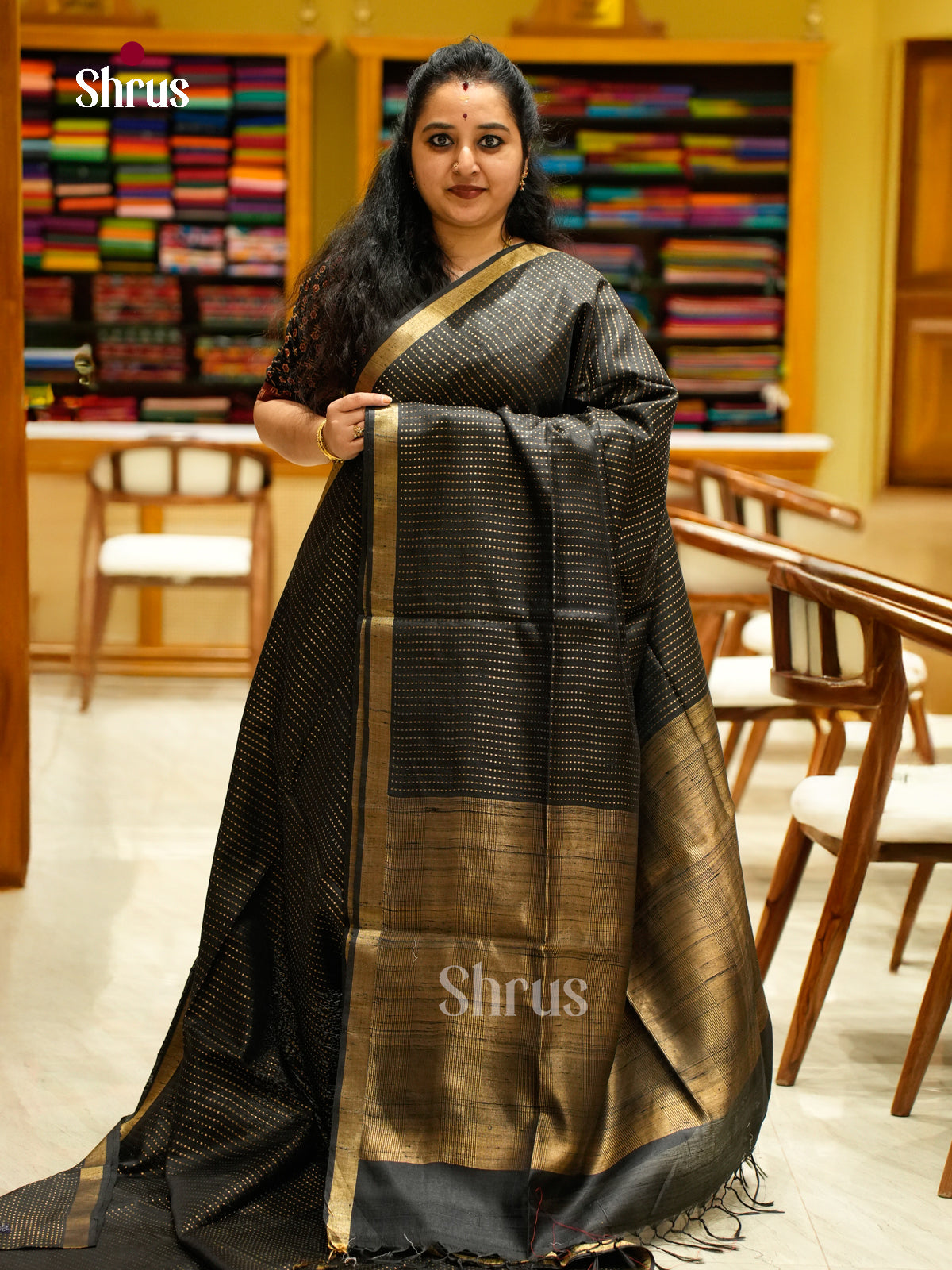 Raw Silk Saree - EFS01097