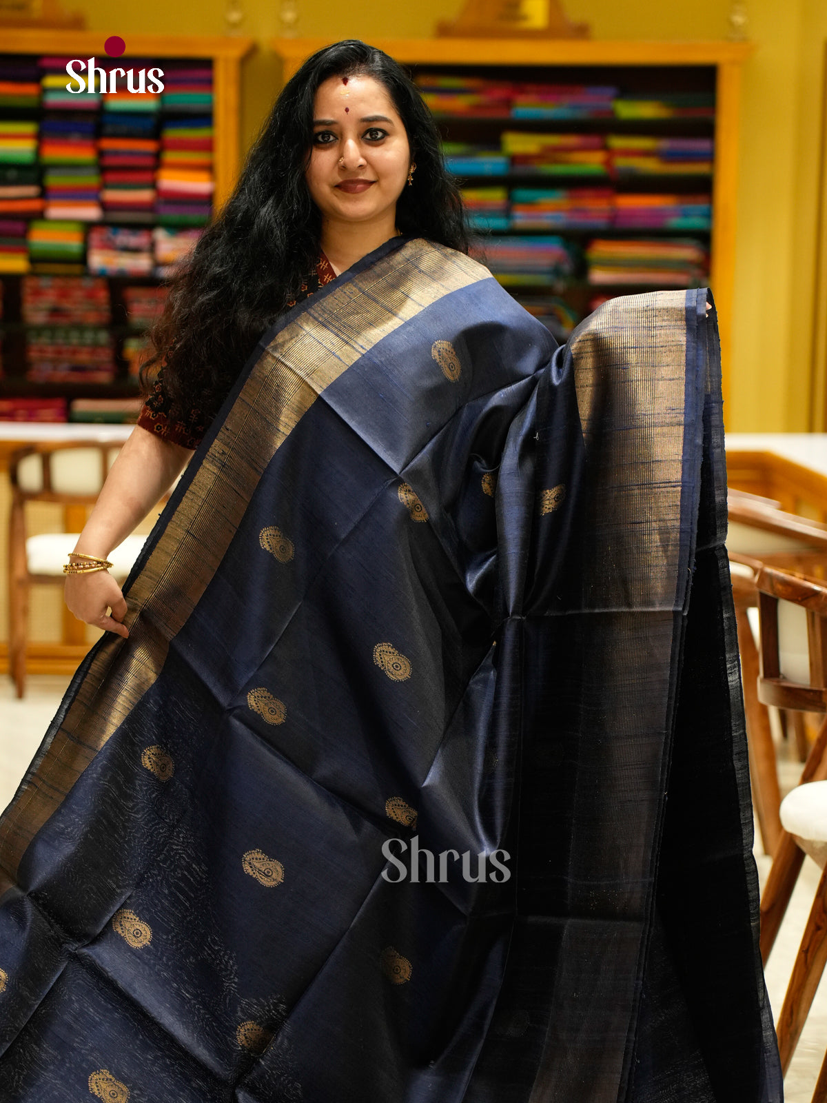 Raw Silk Saree - EFS01113