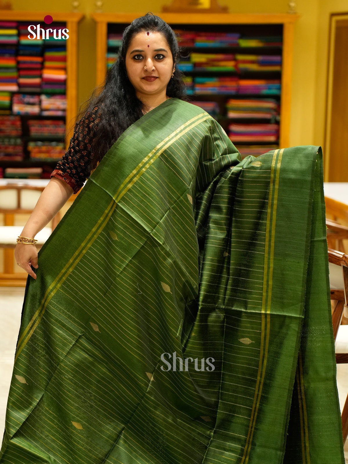 Raw Silk Saree - EFS01147