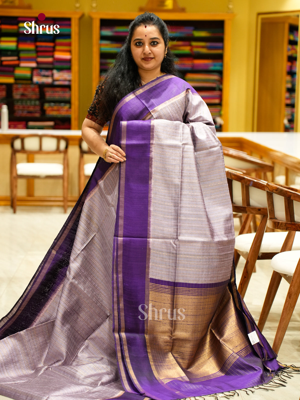 Raw Silk Saree - EFS01173