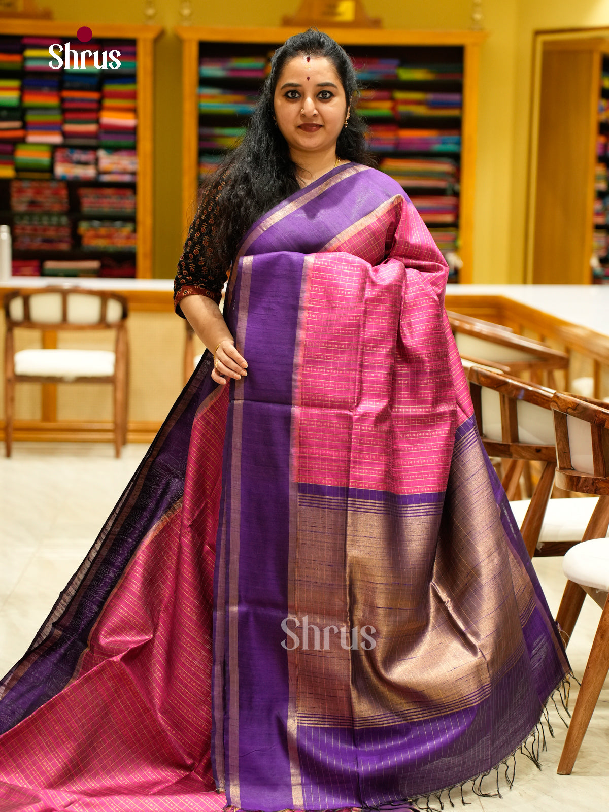 Raw Silk Saree - EFS01174