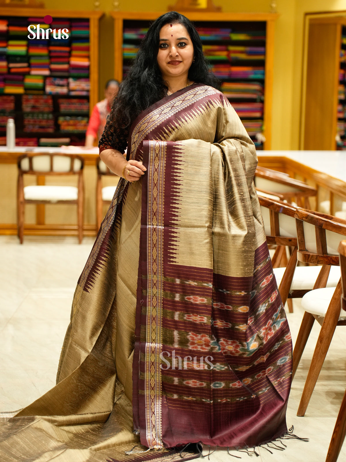 Raw Silk Saree - EFS01186
