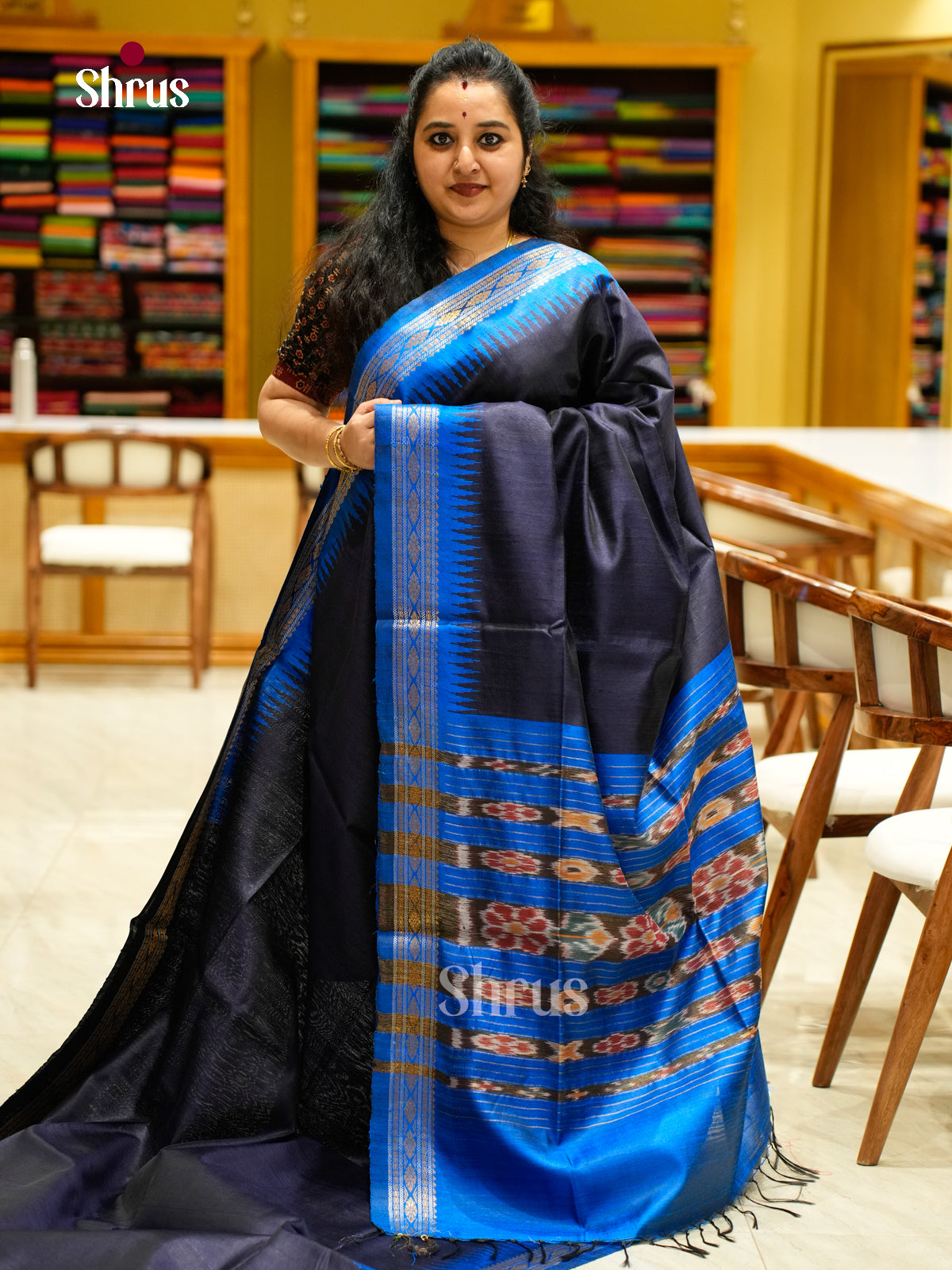 Raw Silk Saree - EFS01187