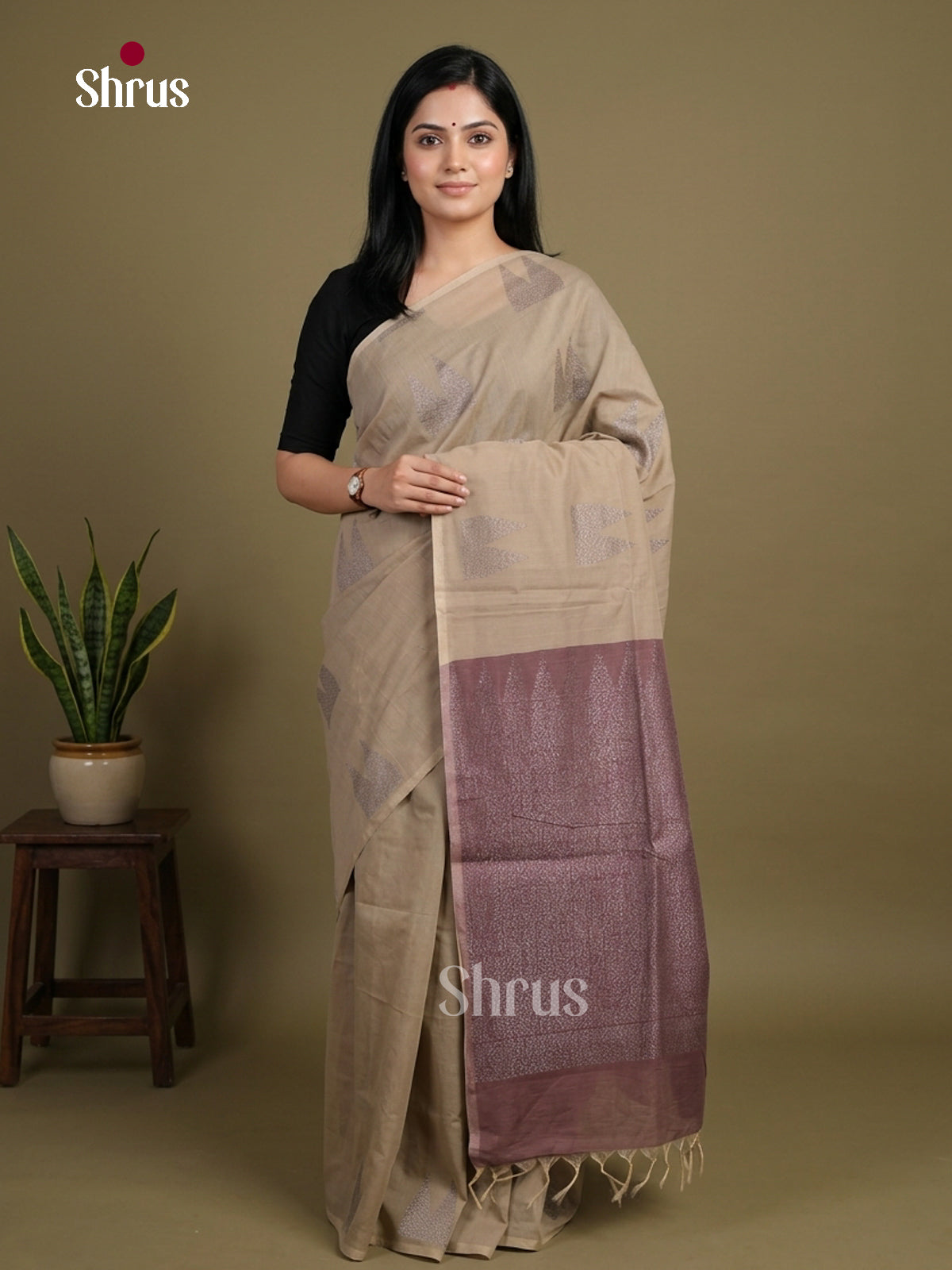 Semi Silkcotton Saree - EFS04497 - Shop on Shrus.com