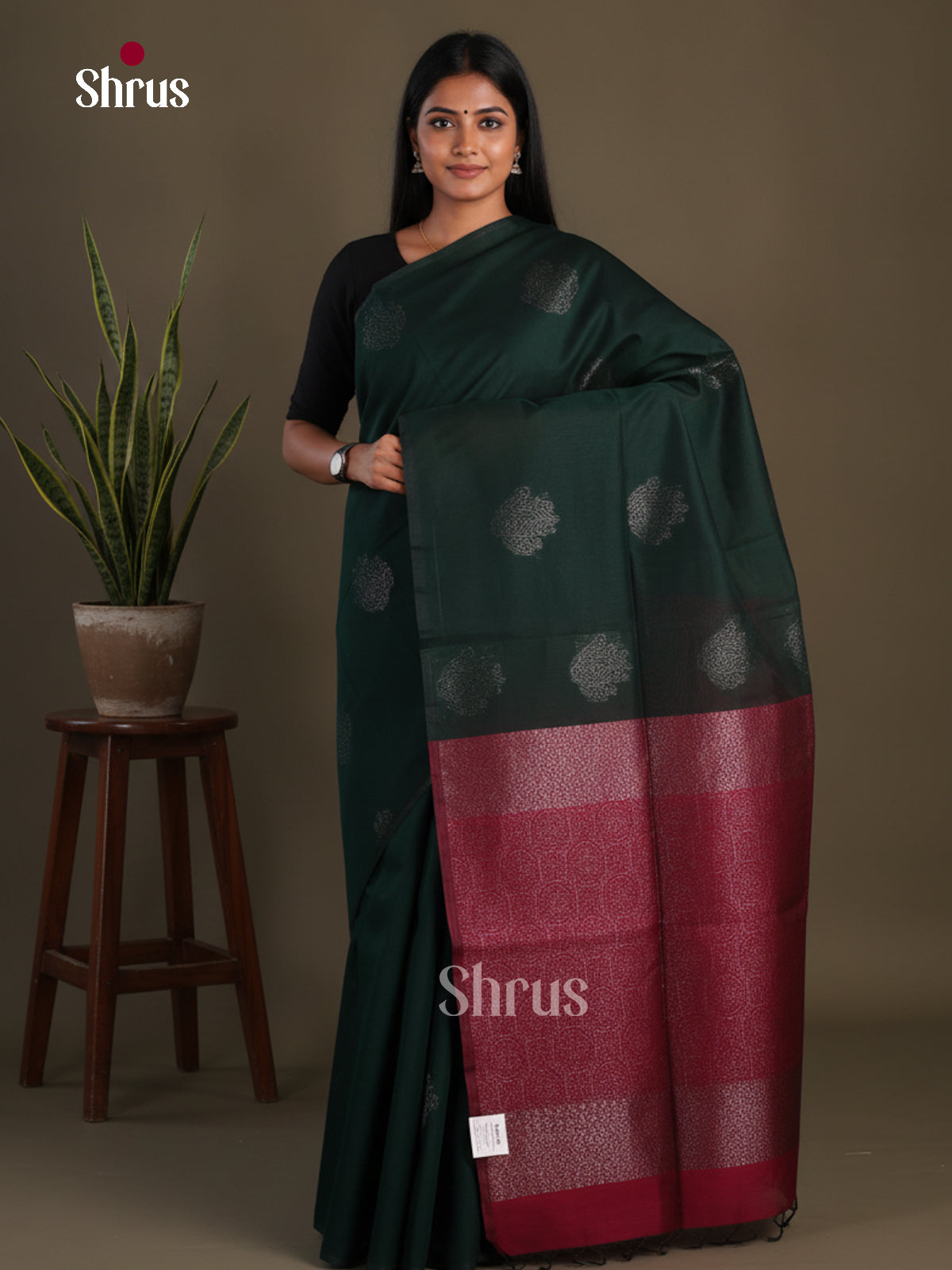 Semi Silkcotton Saree - EFS04582 - Shop on Shrus.com