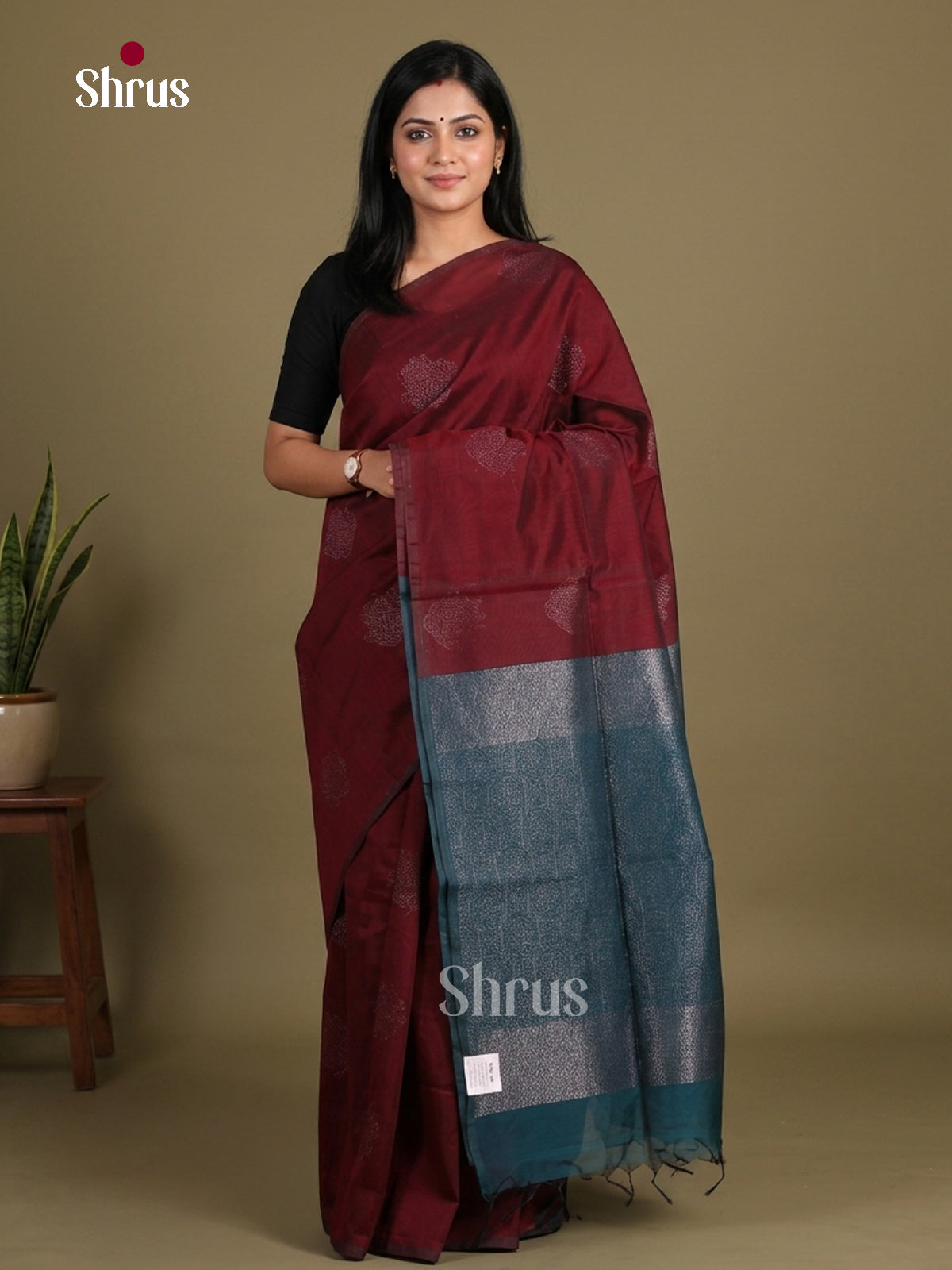Semi Silkcotton Saree - EFS04584 - Shop on Shrus.com