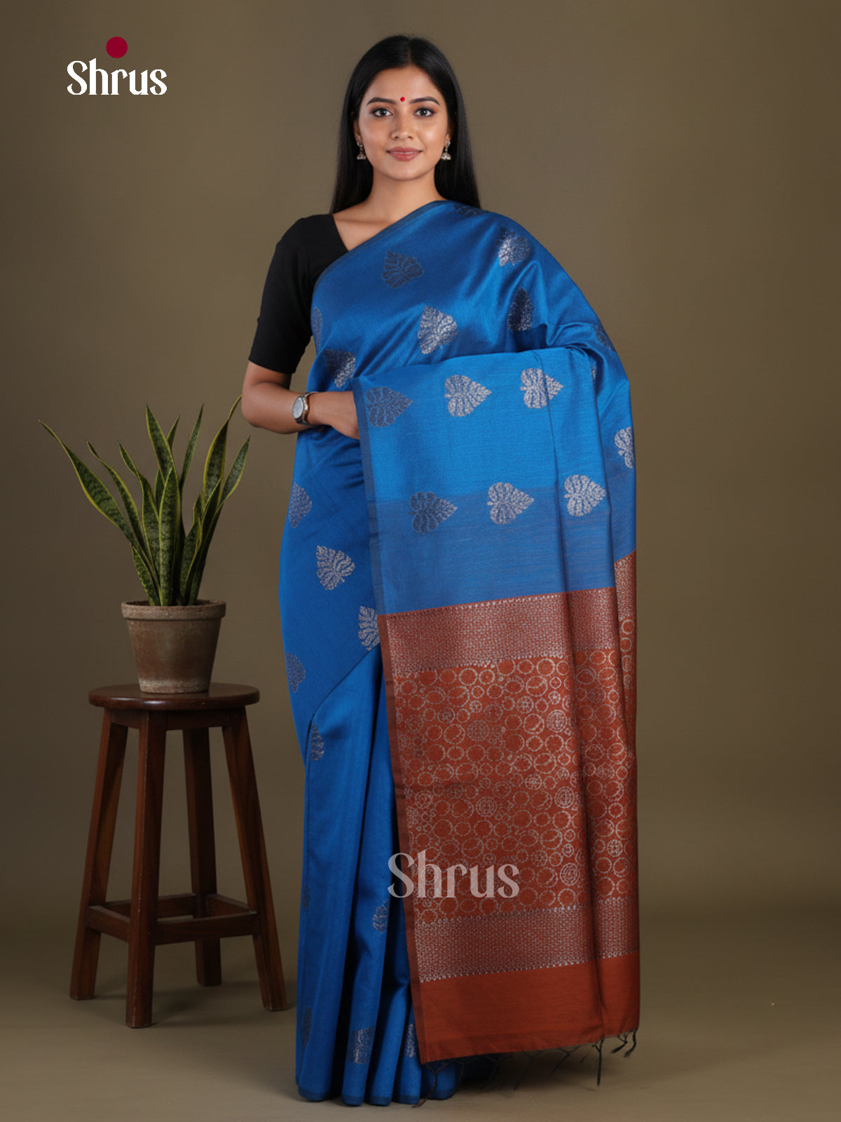 Semi Silkcotton Saree - EFS04599 - Shop on Shrus.com