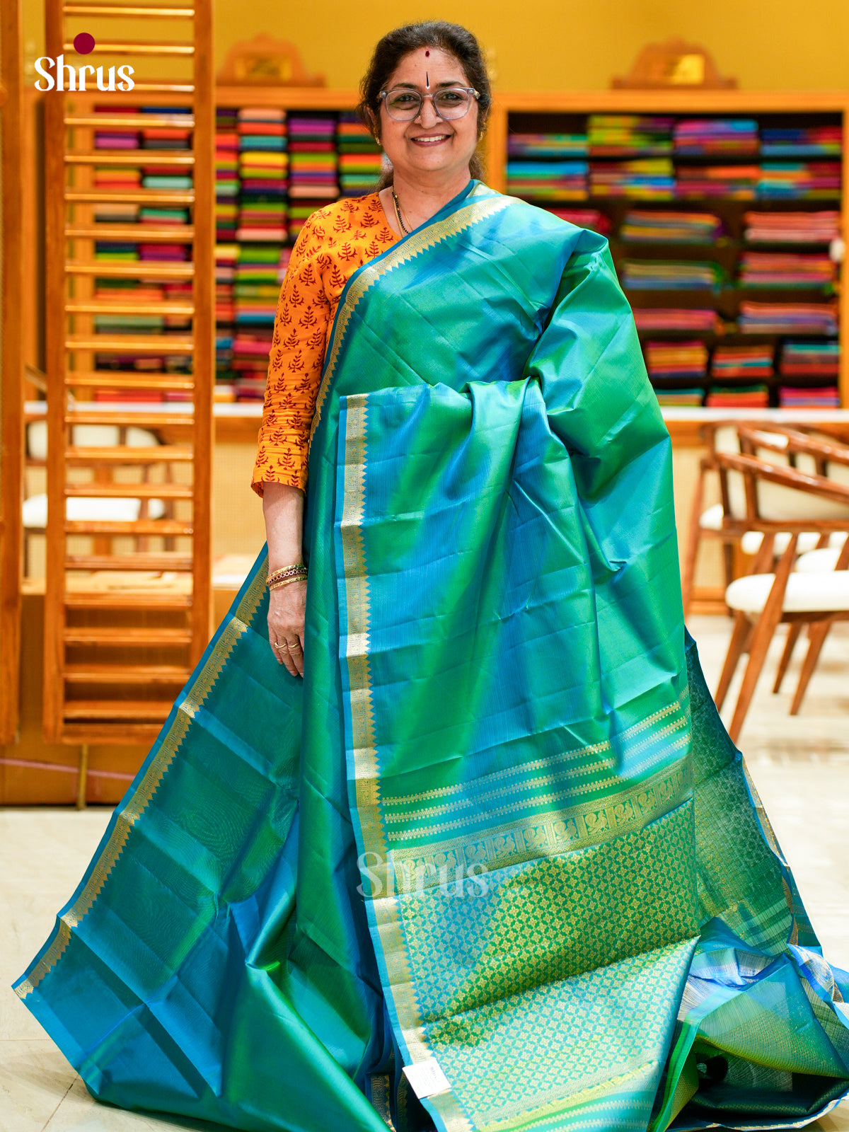 Kanchipuram silk Saree - EFS12337 - Shop on Shrus.com