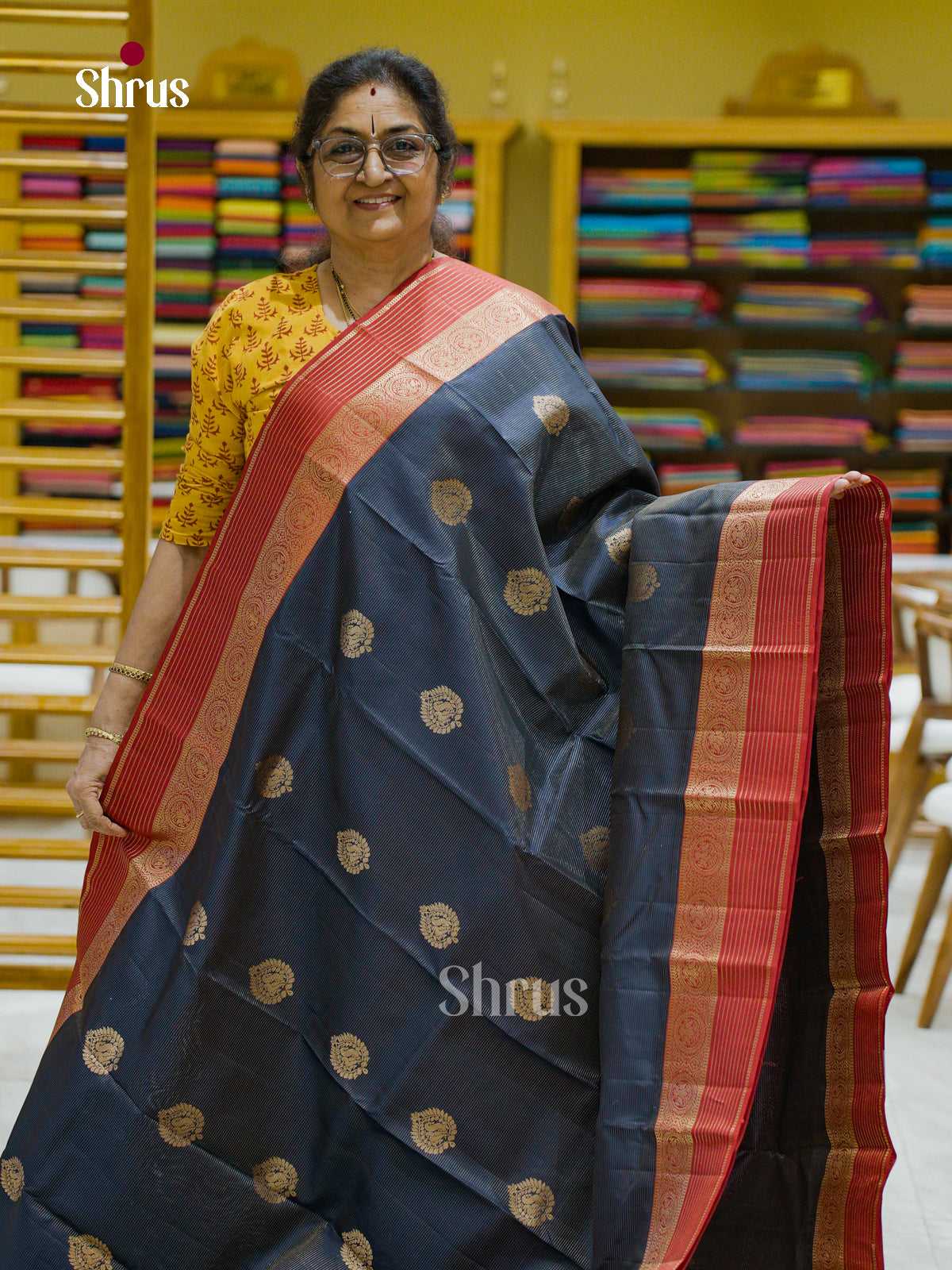 Kanchipuram silk Saree - EFS12439 - Shop on Shrus.com