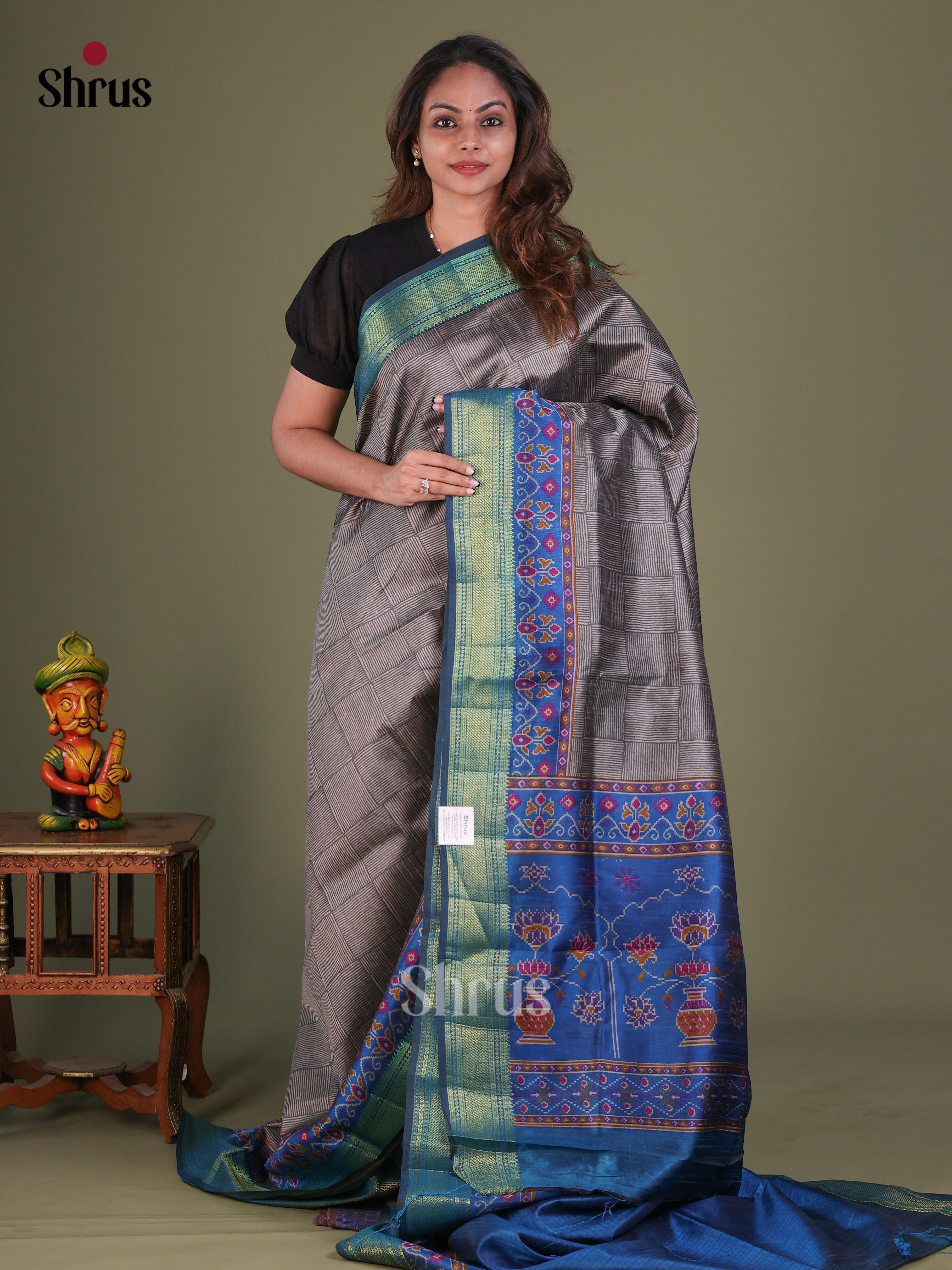 Semi Patola Saree - EFS15167