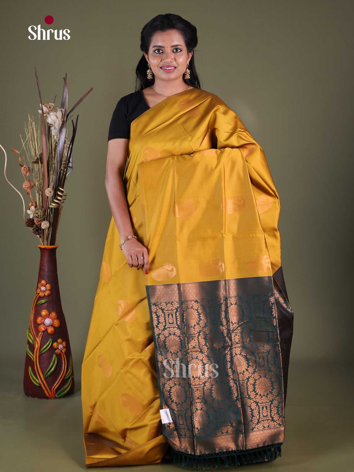 Semi Softsilk Saree - EFS19044