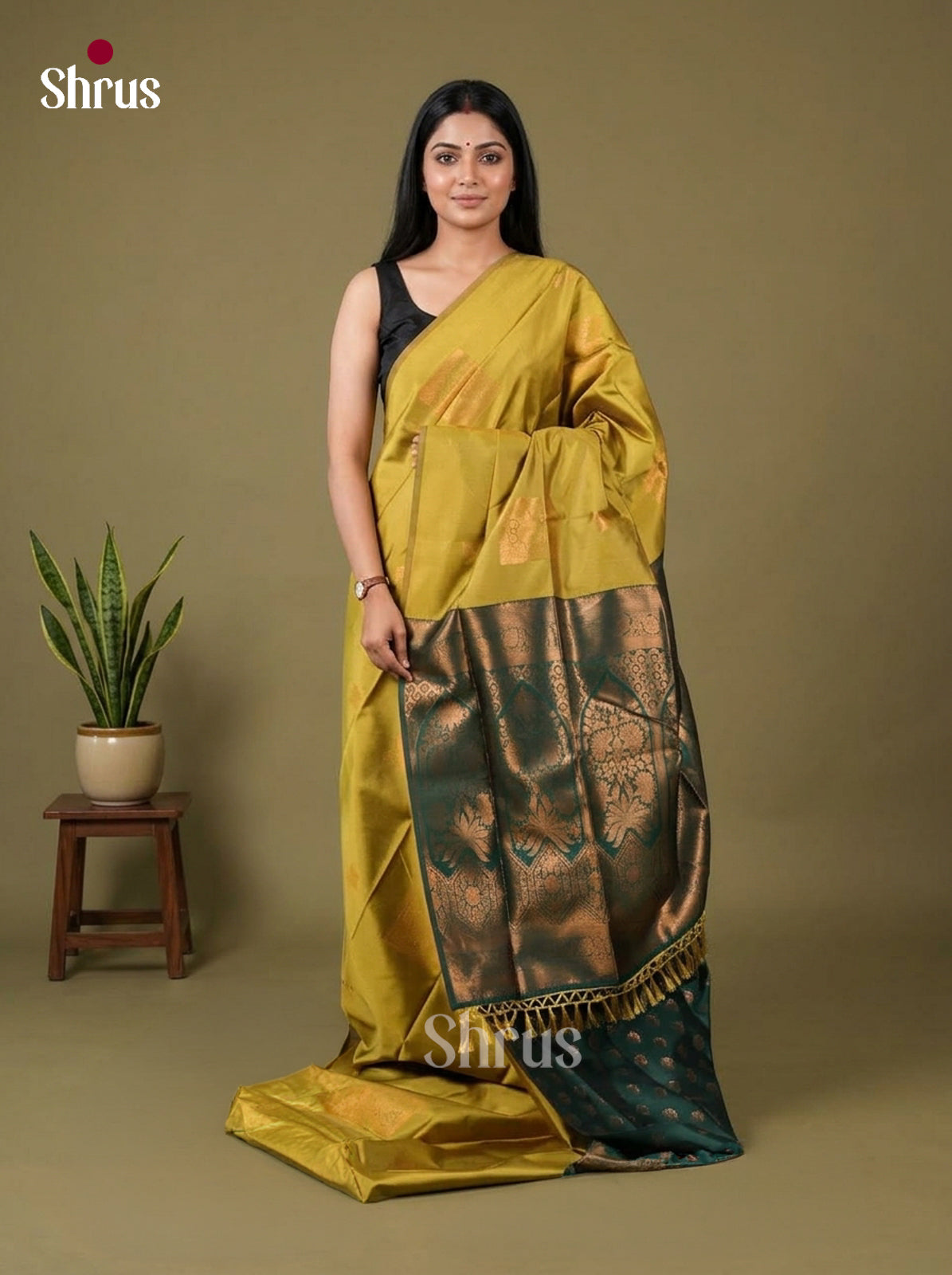 Semi Softsilk Saree - EFS22028