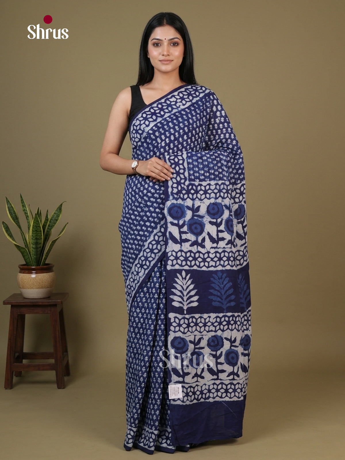 Muslin Silk Saree - EFS22176 - Shop on Shrus.com