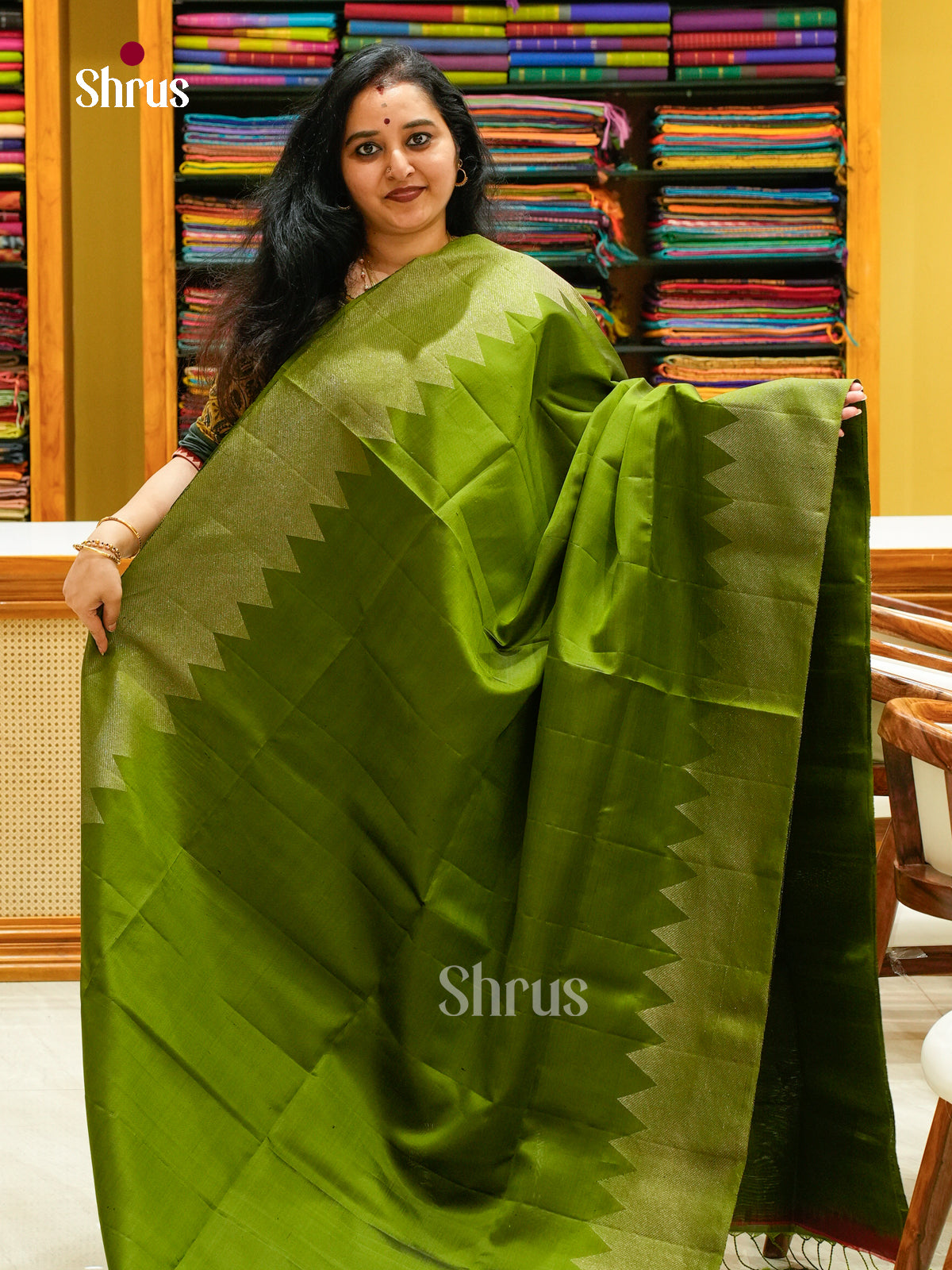 Dark Green Soft Silk Saree — EFS27011 - Shop on Shrus.com