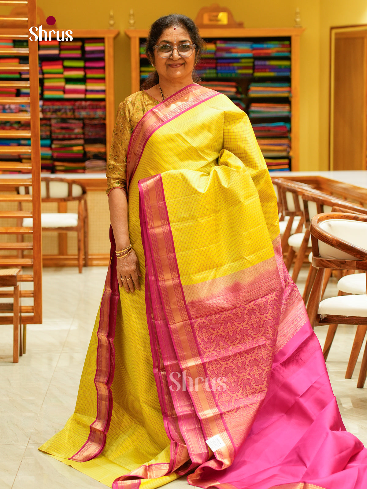 Kanchipuram silk Saree - EFS27038 - Shop on Shrus.com