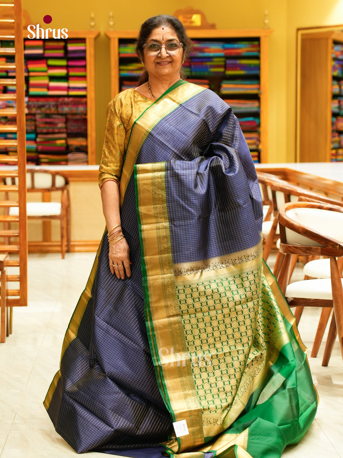 Kanchipuram silk Saree - EFS27039 - Shop on Shrus.com