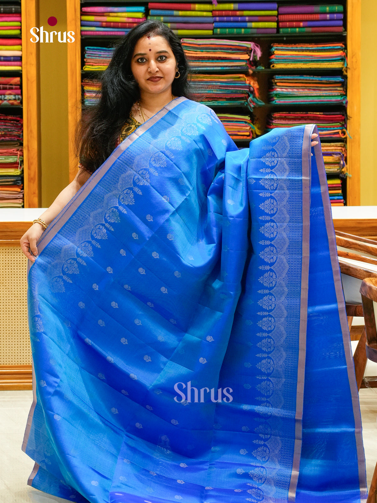 Dual Tone Blue Soft Silk Saree with Floral Buttas