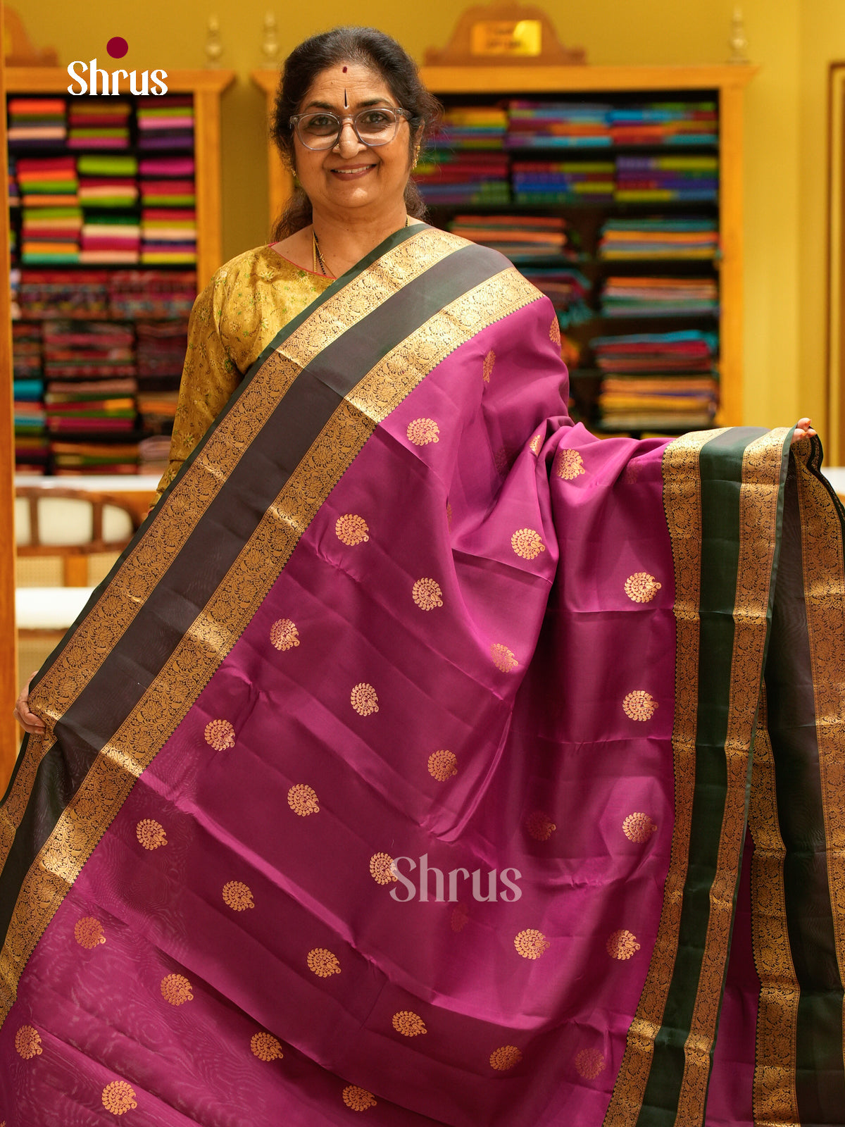 Kanchipuram silk Saree - EFS27117 - Shop on Shrus.com