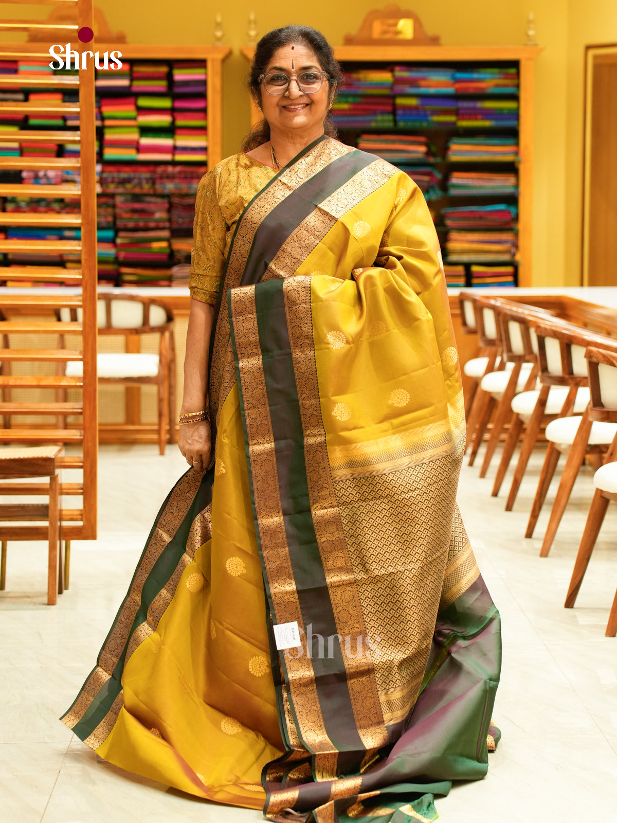 Kanchipuram silk Saree - EFS27121 - Shop on Shrus.com