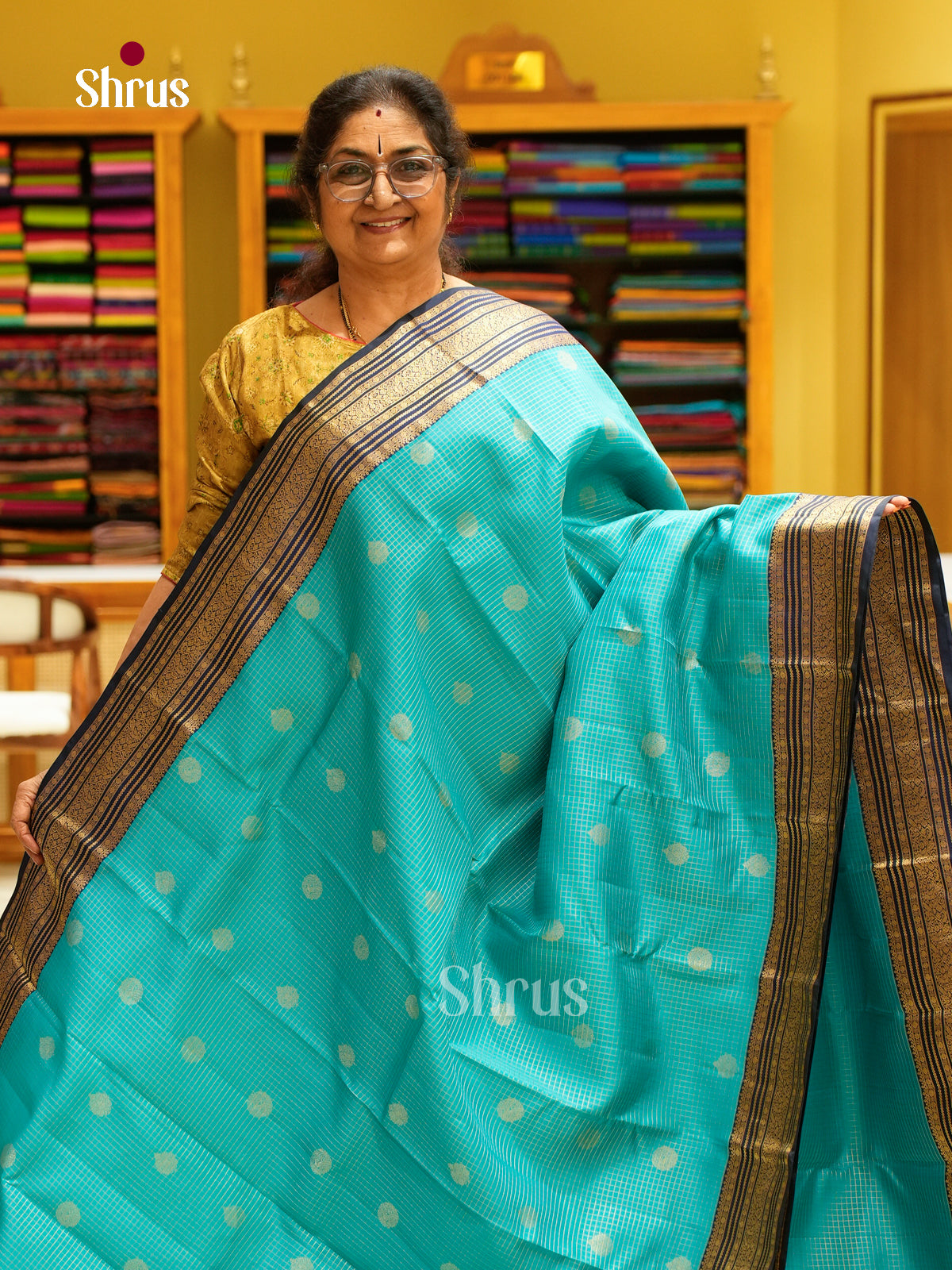 Kanchipuram silk Saree - EFS27132 - Shop on Shrus.com