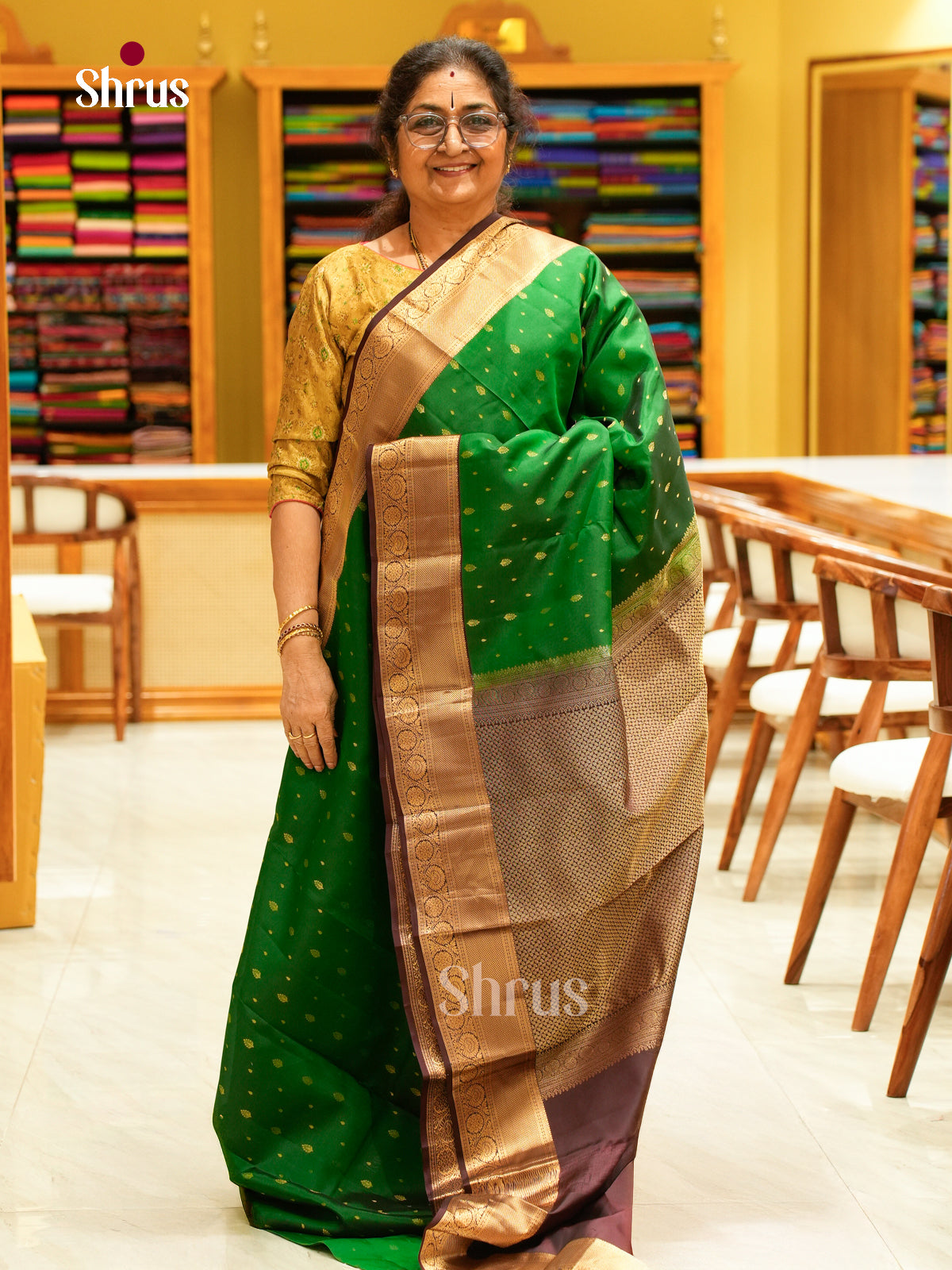 Kanchipuram silk Saree - EFS27151 - Shop on Shrus.com
