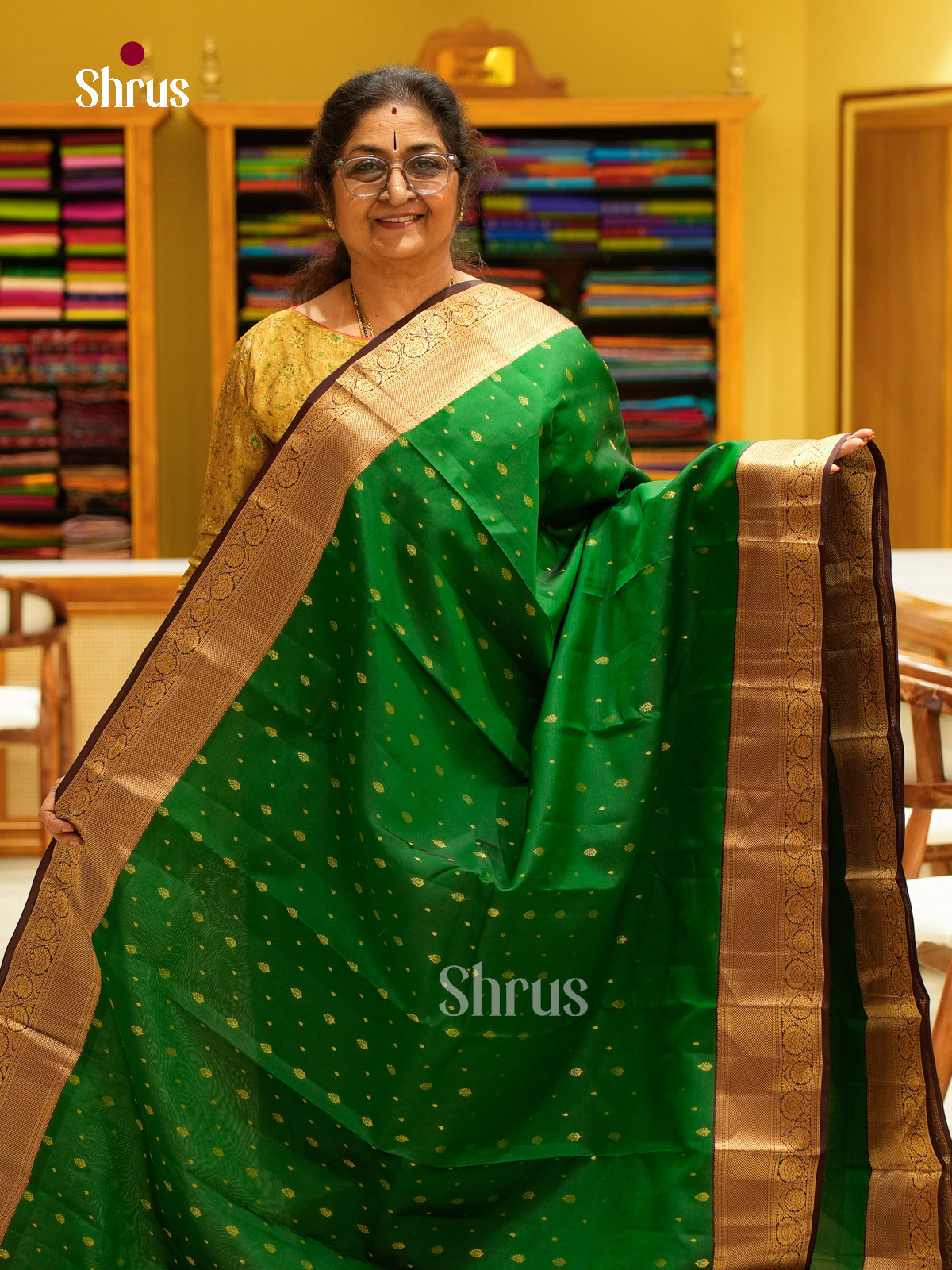 Kanchipuram silk Saree - EFS27151 - Shop on Shrus.com