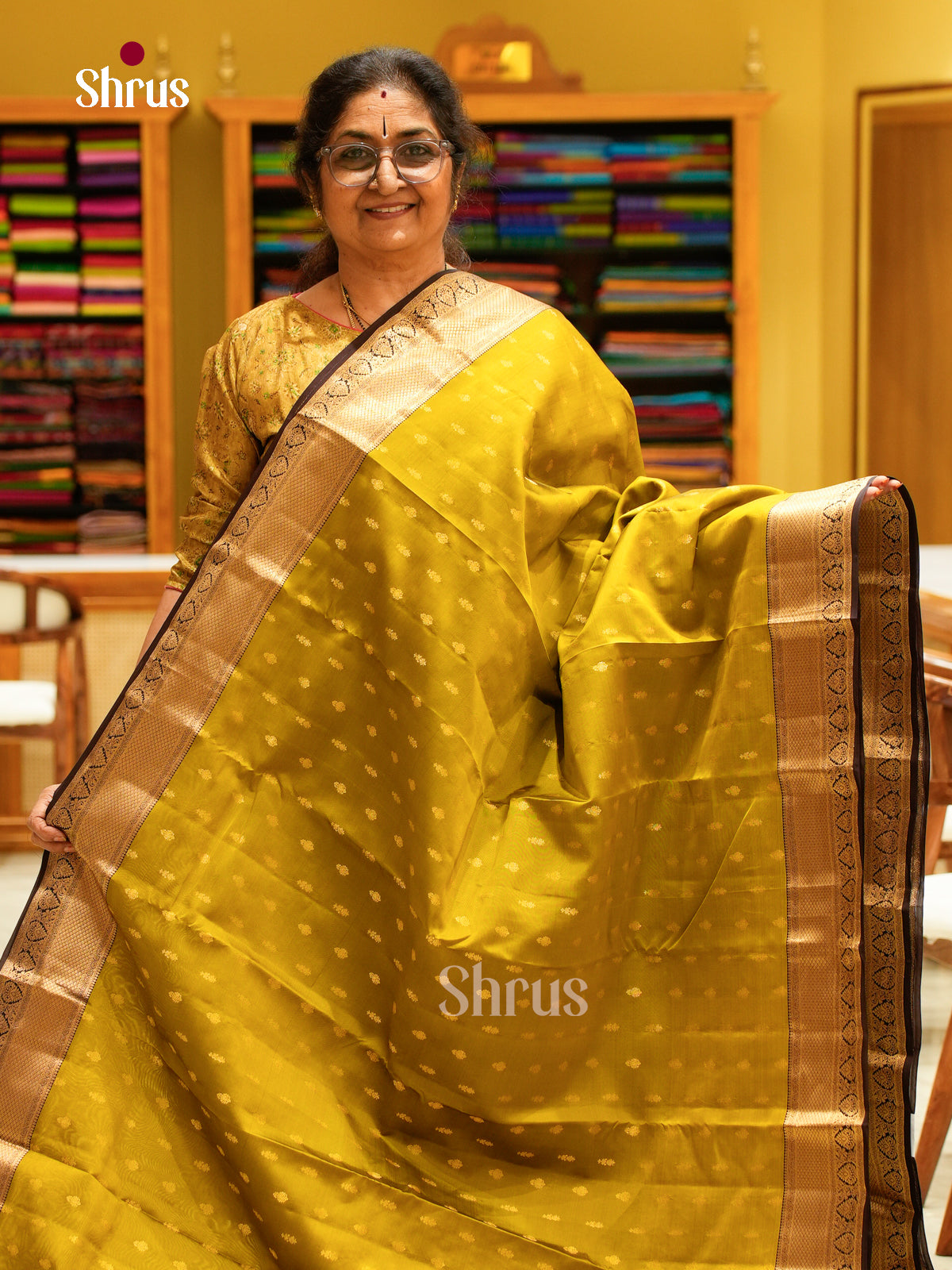 Kanchipuram silk Saree - EFS27156 - Shop on Shrus.com