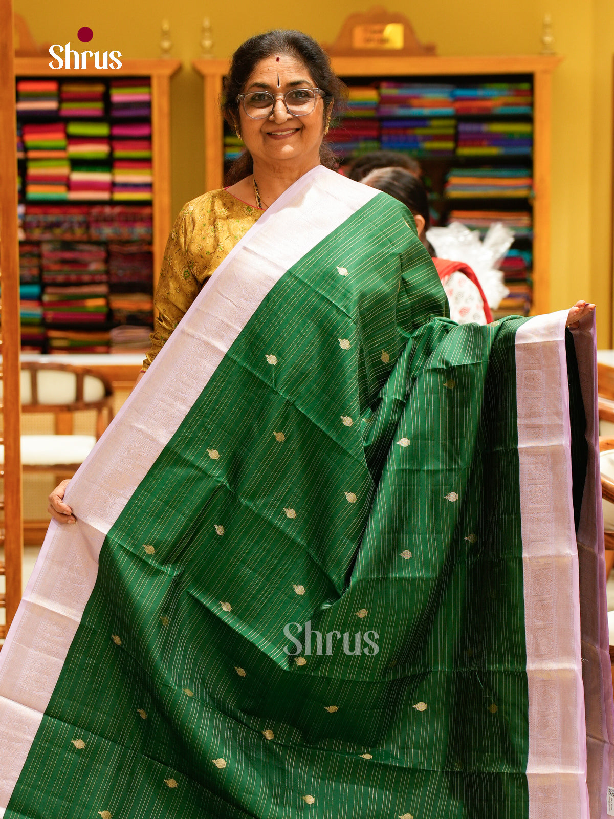 Kanchipuram silk Saree - EFS27163 - Shop on Shrus.com